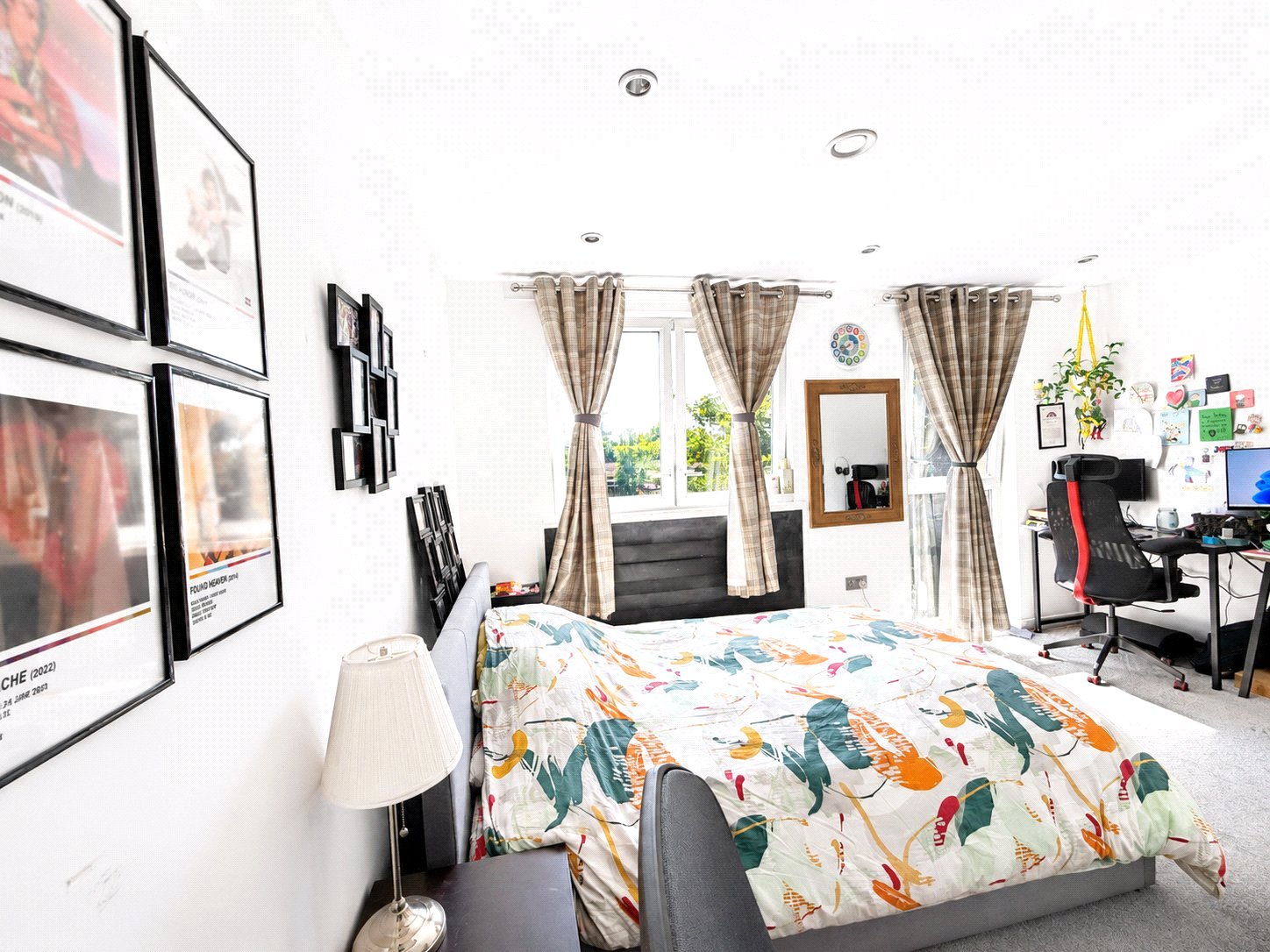 3 bedroom house for sale in London | Robinson Jackson