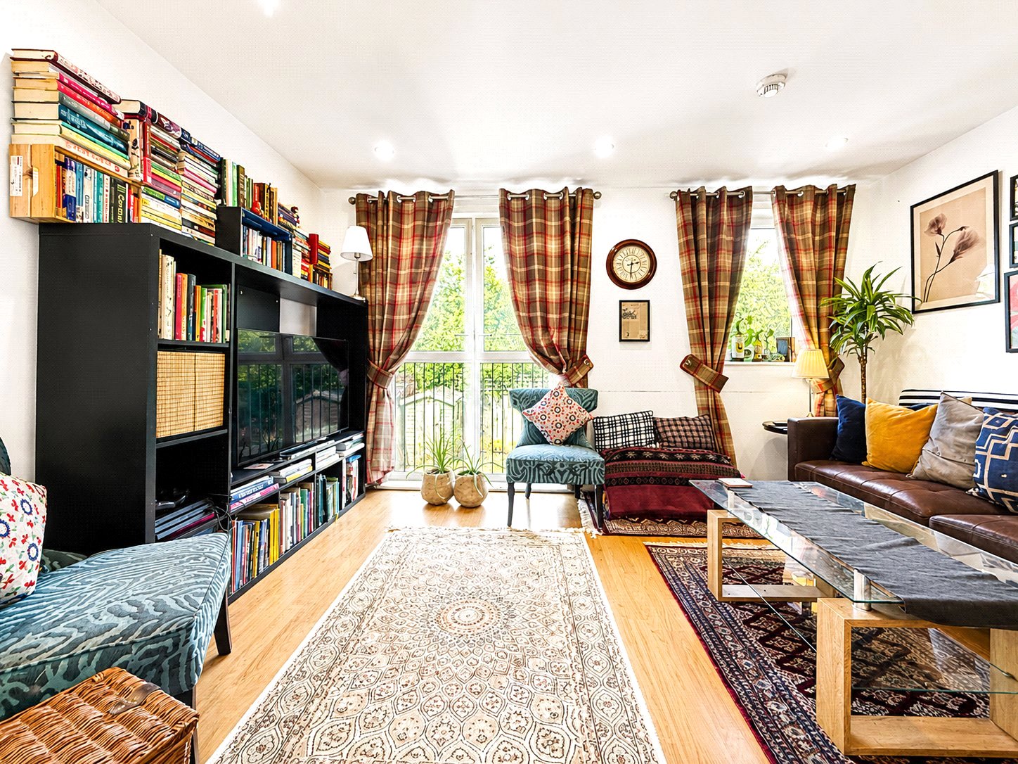 3 bedroom house for sale in London | Robinson Jackson