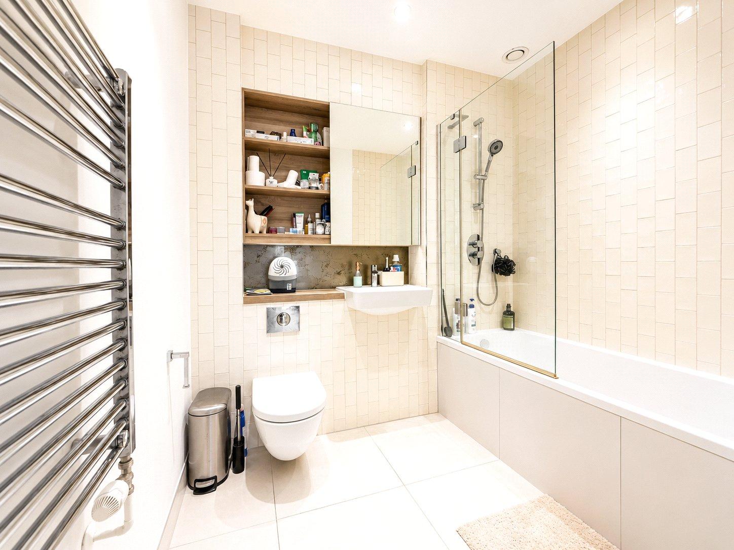 1 bedroom property for sale in London | Robinson Jackson