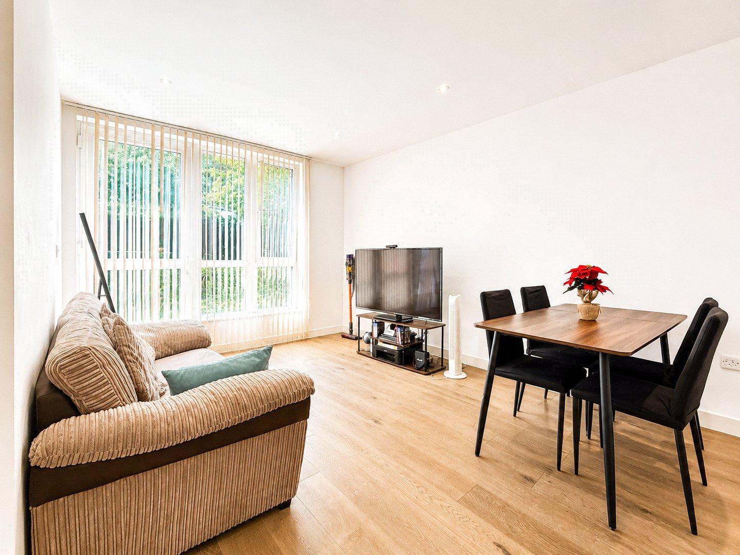 1 bedroom property for sale in London | Robinson Jackson