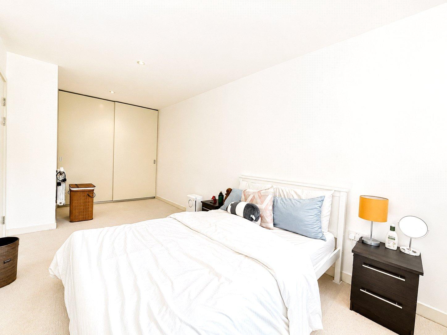 1 bedroom property for sale in London | Robinson Jackson