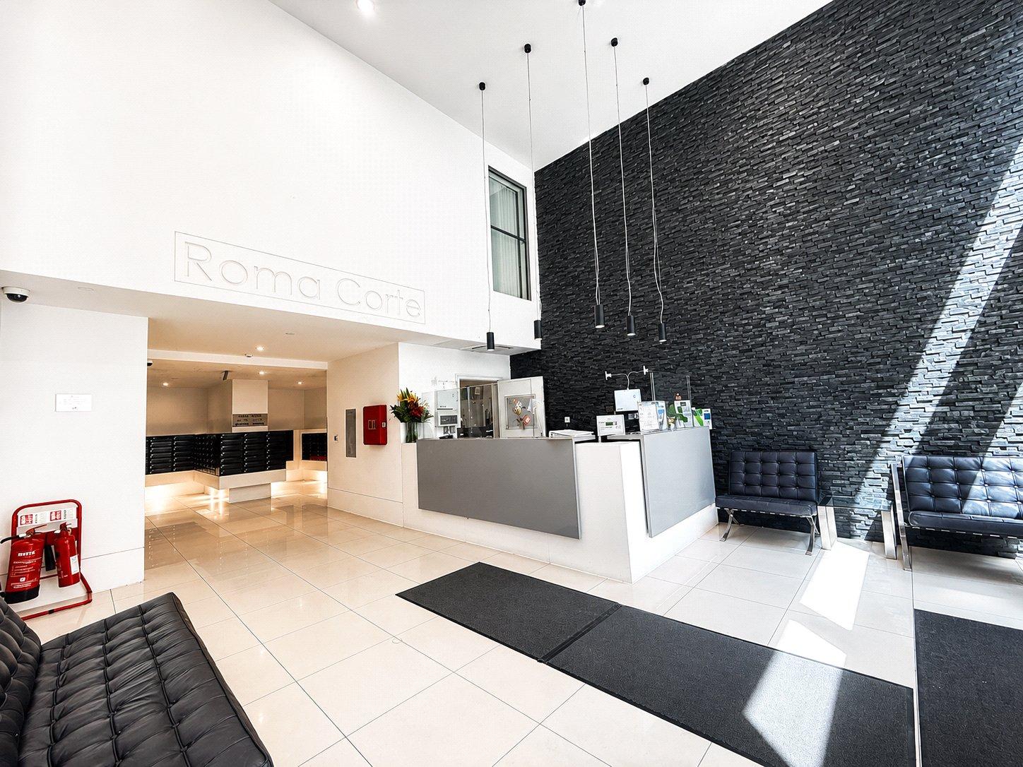 2 bedroom property for sale in London | Robinson Jackson