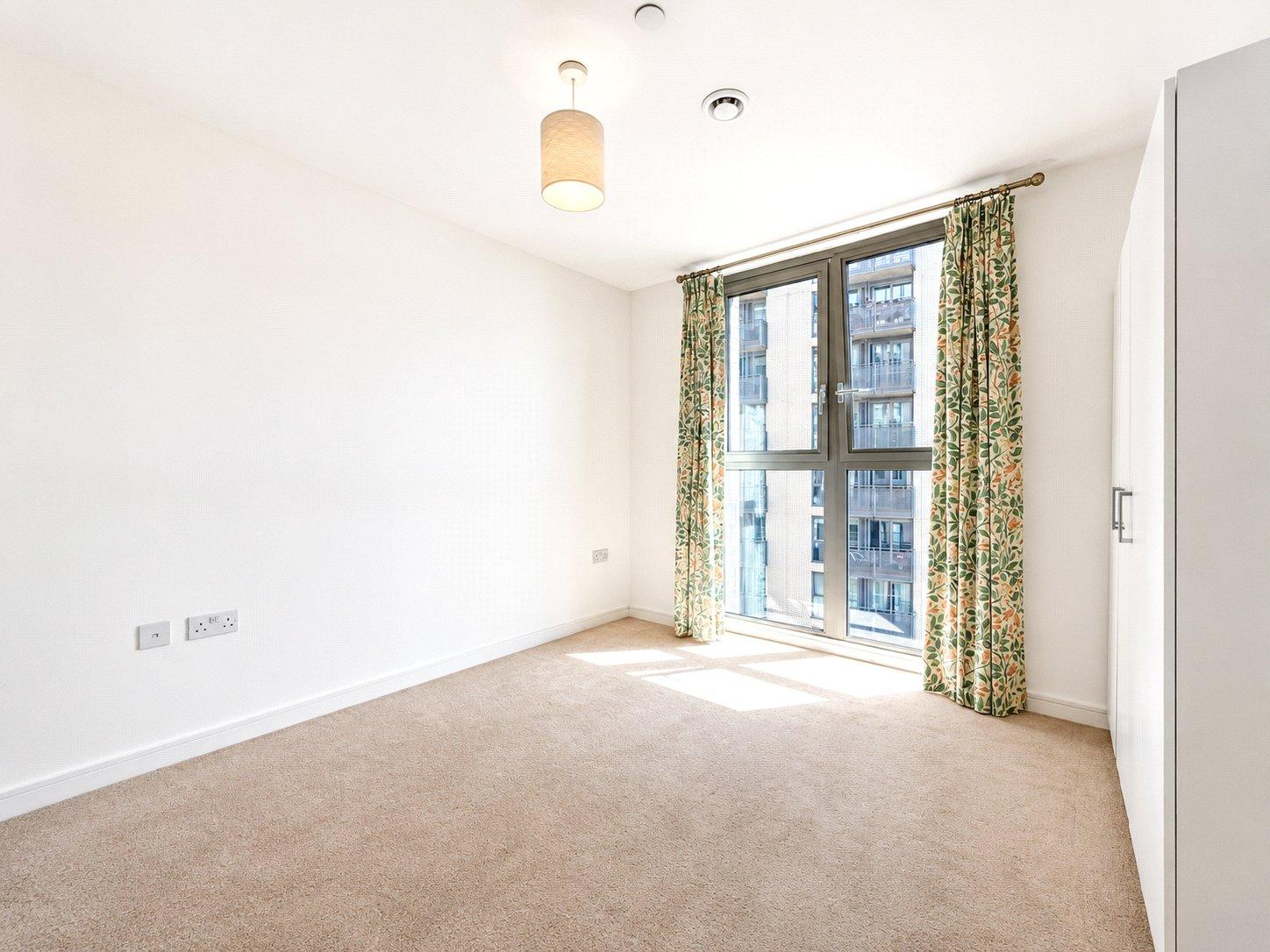 2 bedroom property for sale in London | Robinson Jackson