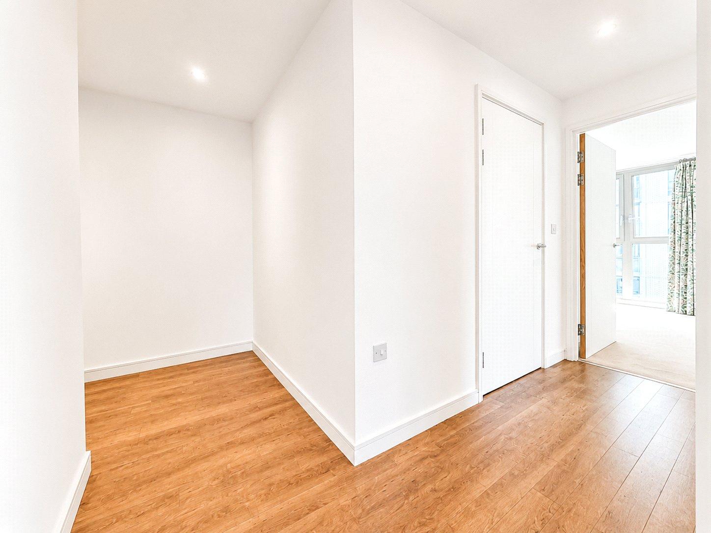 2 bedroom property for sale in London | Robinson Jackson