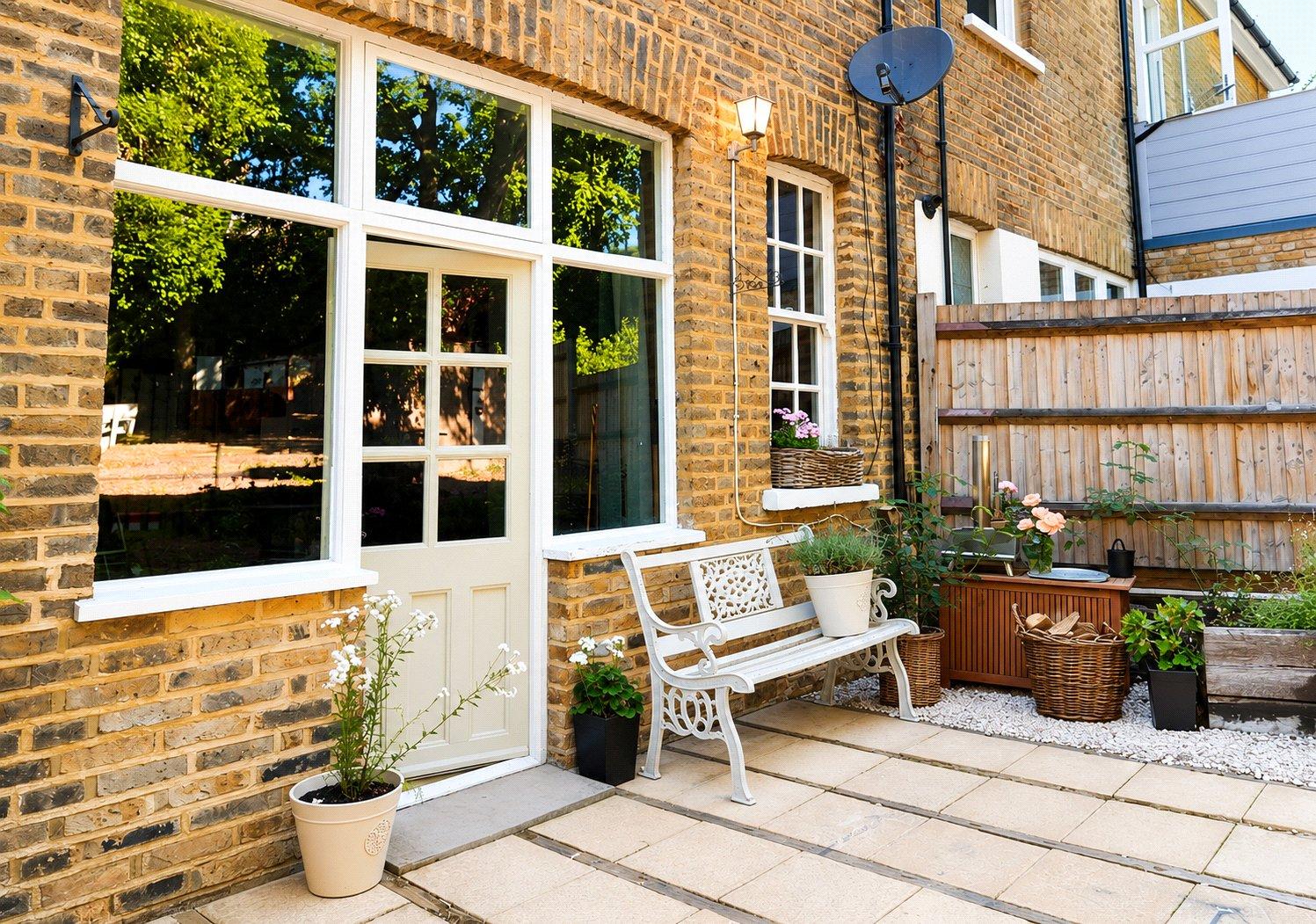 1 bedroom property for sale in London | Robinson Jackson
