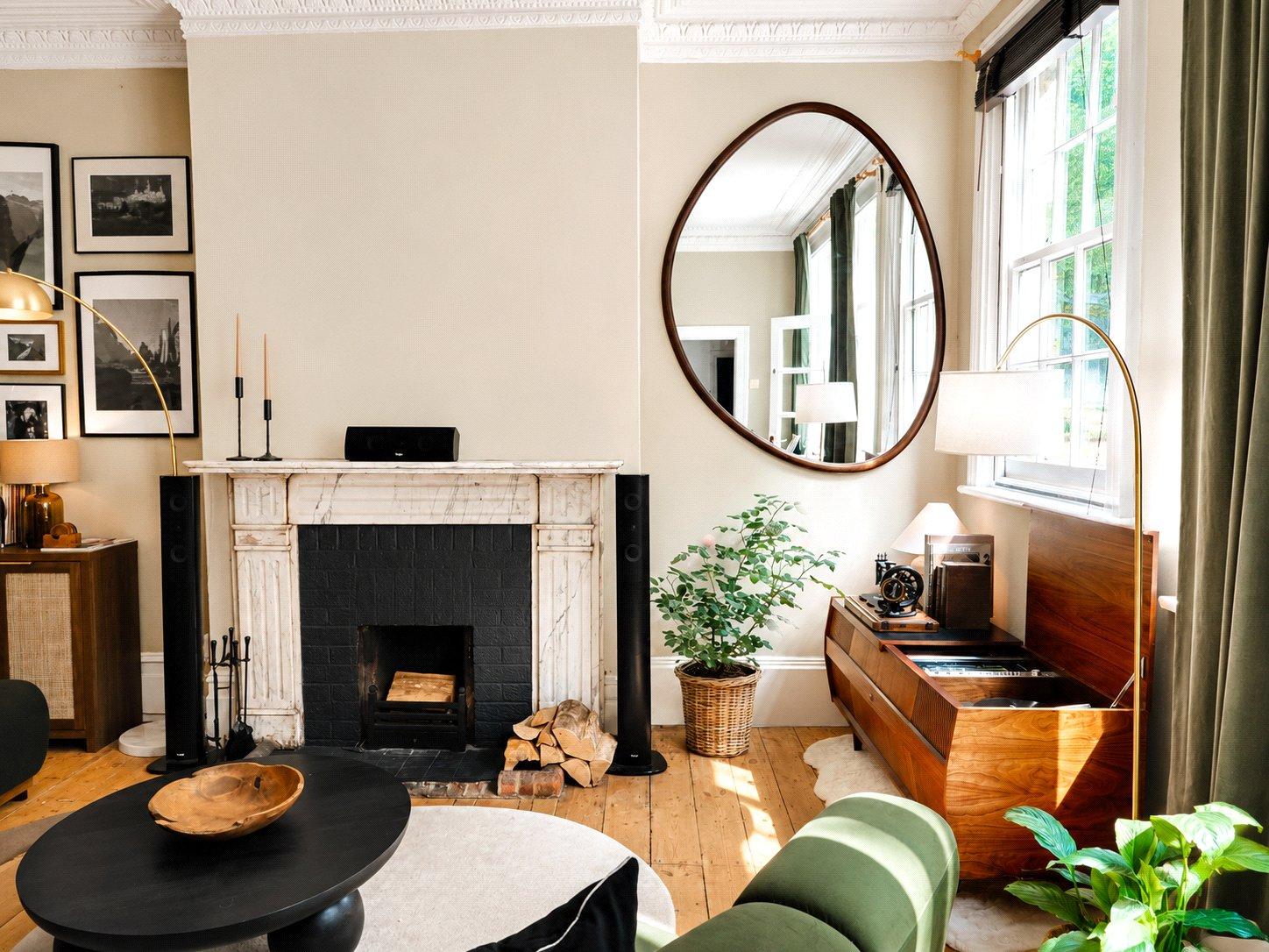 1 bedroom property for sale in London | Robinson Jackson