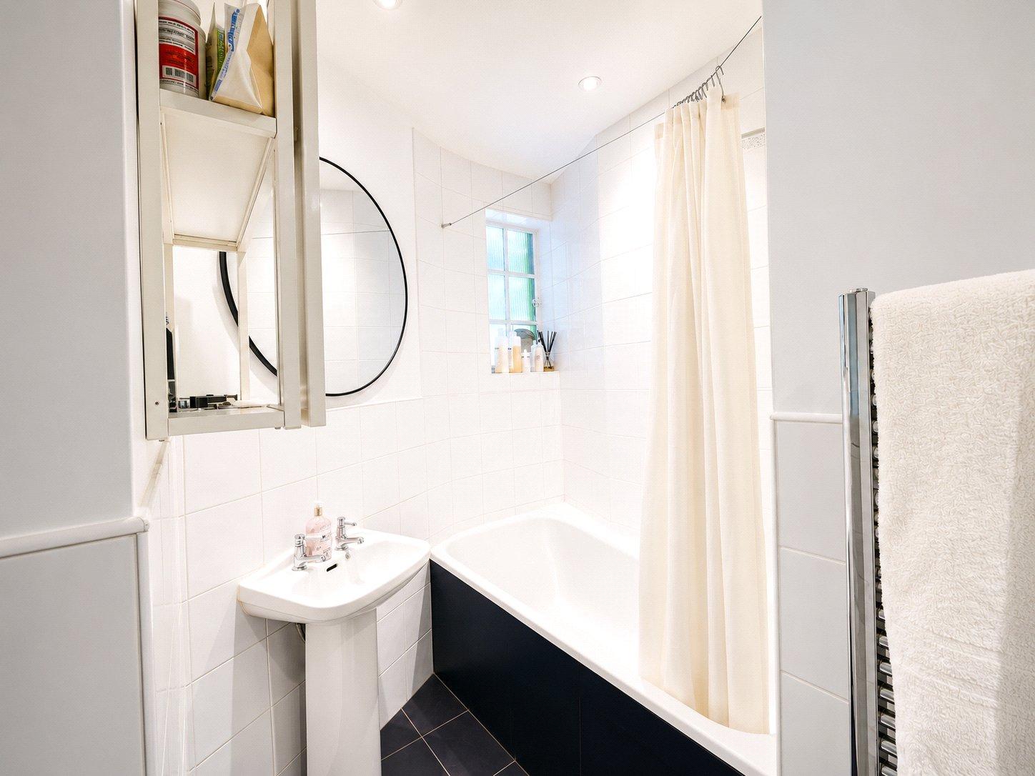 1 bedroom property for sale in London | Robinson Jackson