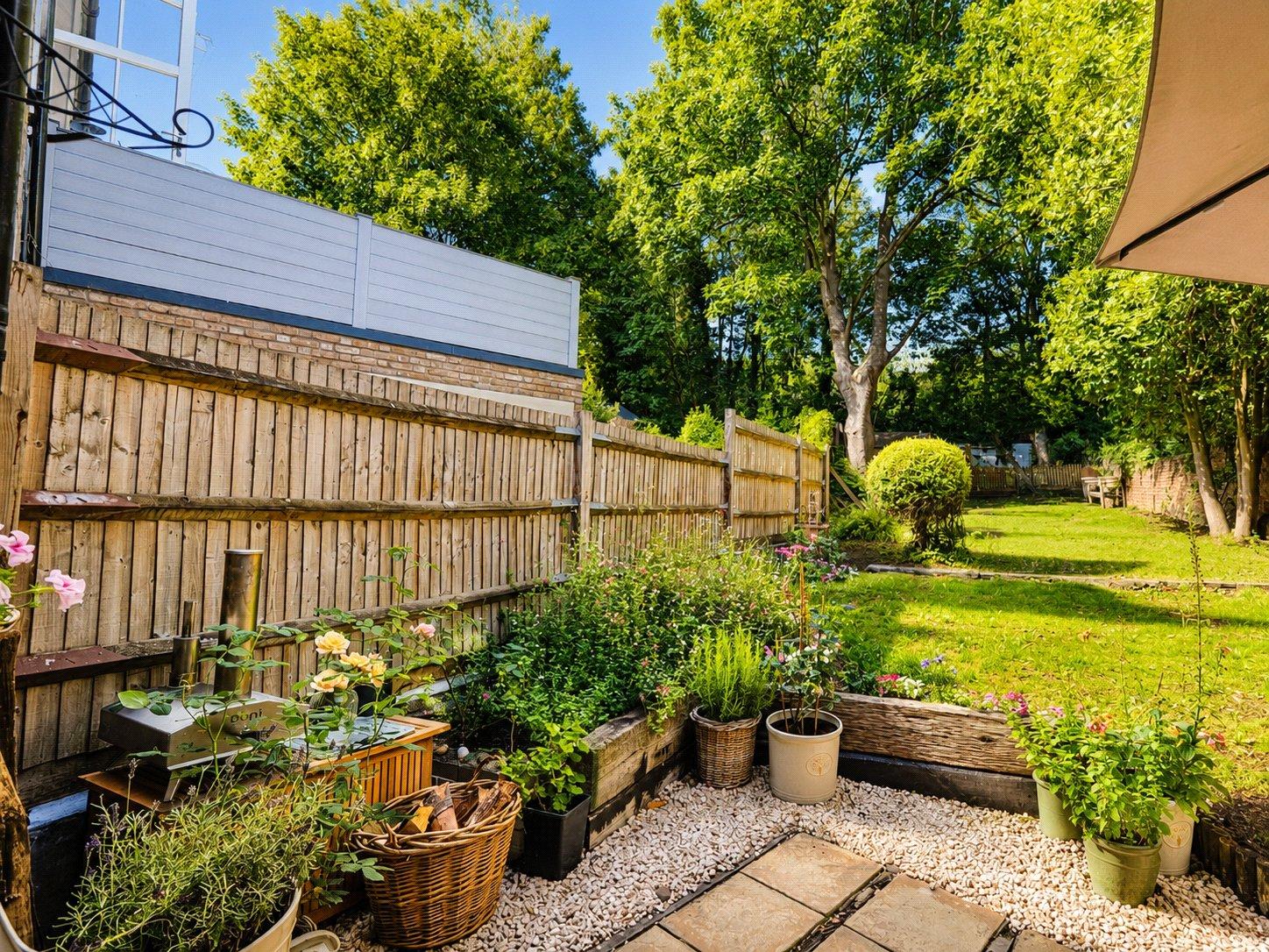 1 bedroom property for sale in London | Robinson Jackson