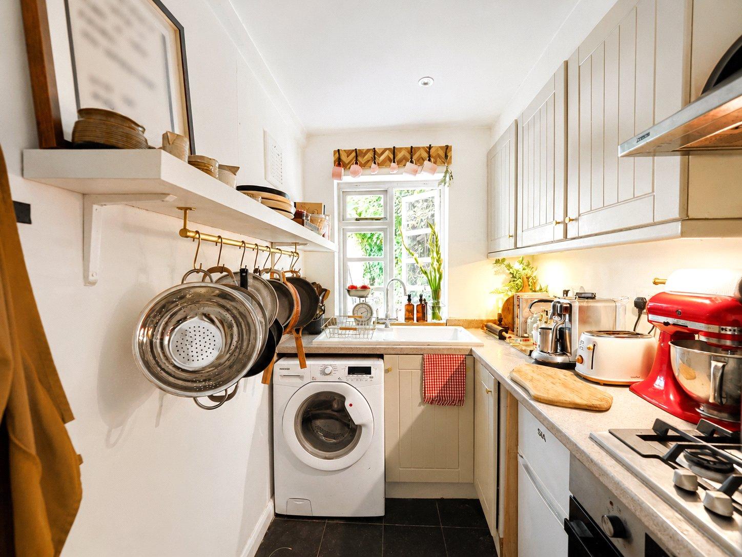 1 bedroom property for sale in London | Robinson Jackson