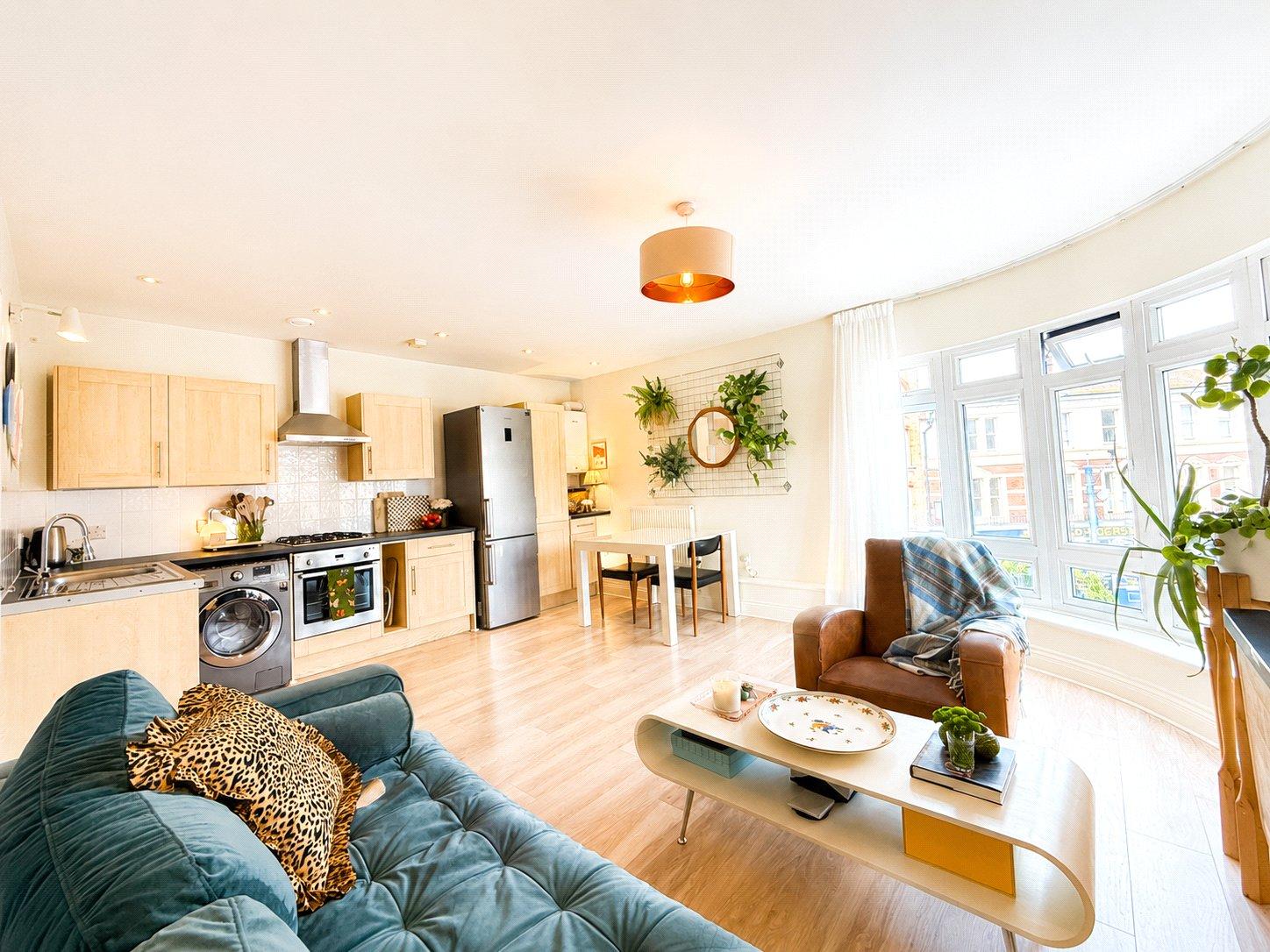 1 bedroom property for sale in London | Robinson Jackson