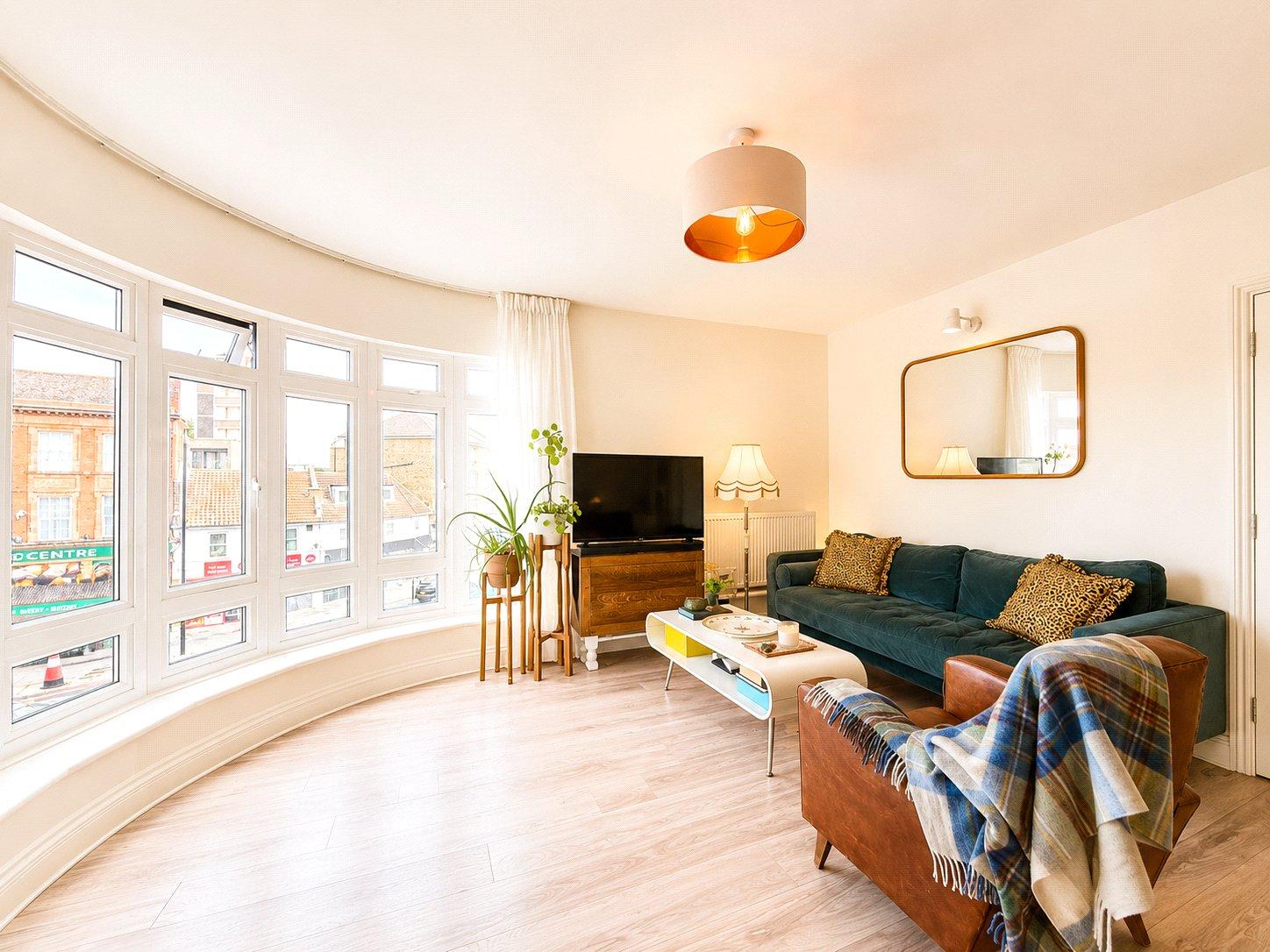 1 bedroom property for sale in London | Robinson Jackson