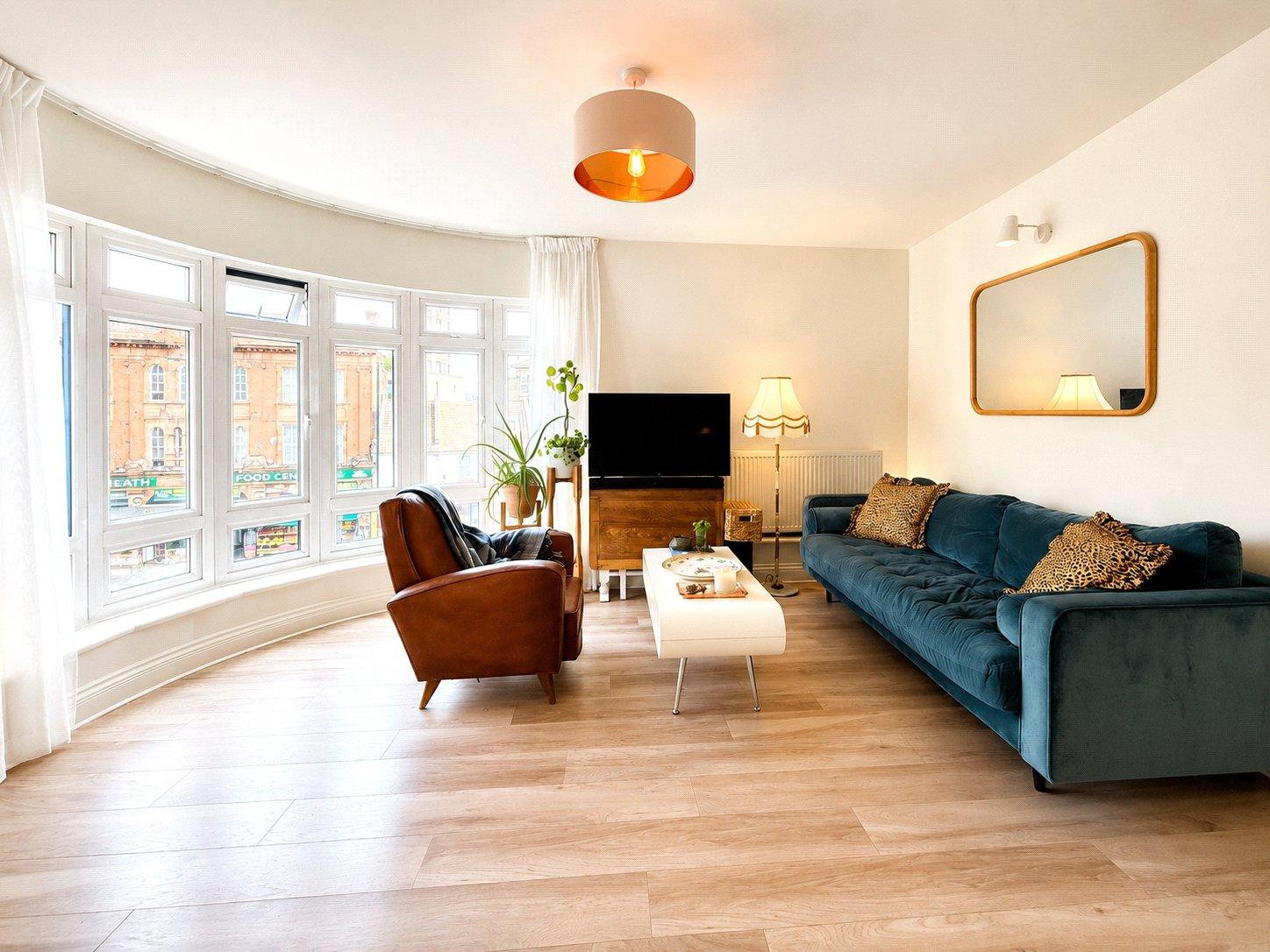 1 bedroom property for sale in London | Robinson Jackson