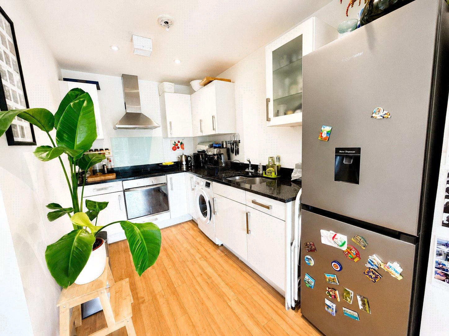 1 bedroom property for sale in London | Robinson Jackson