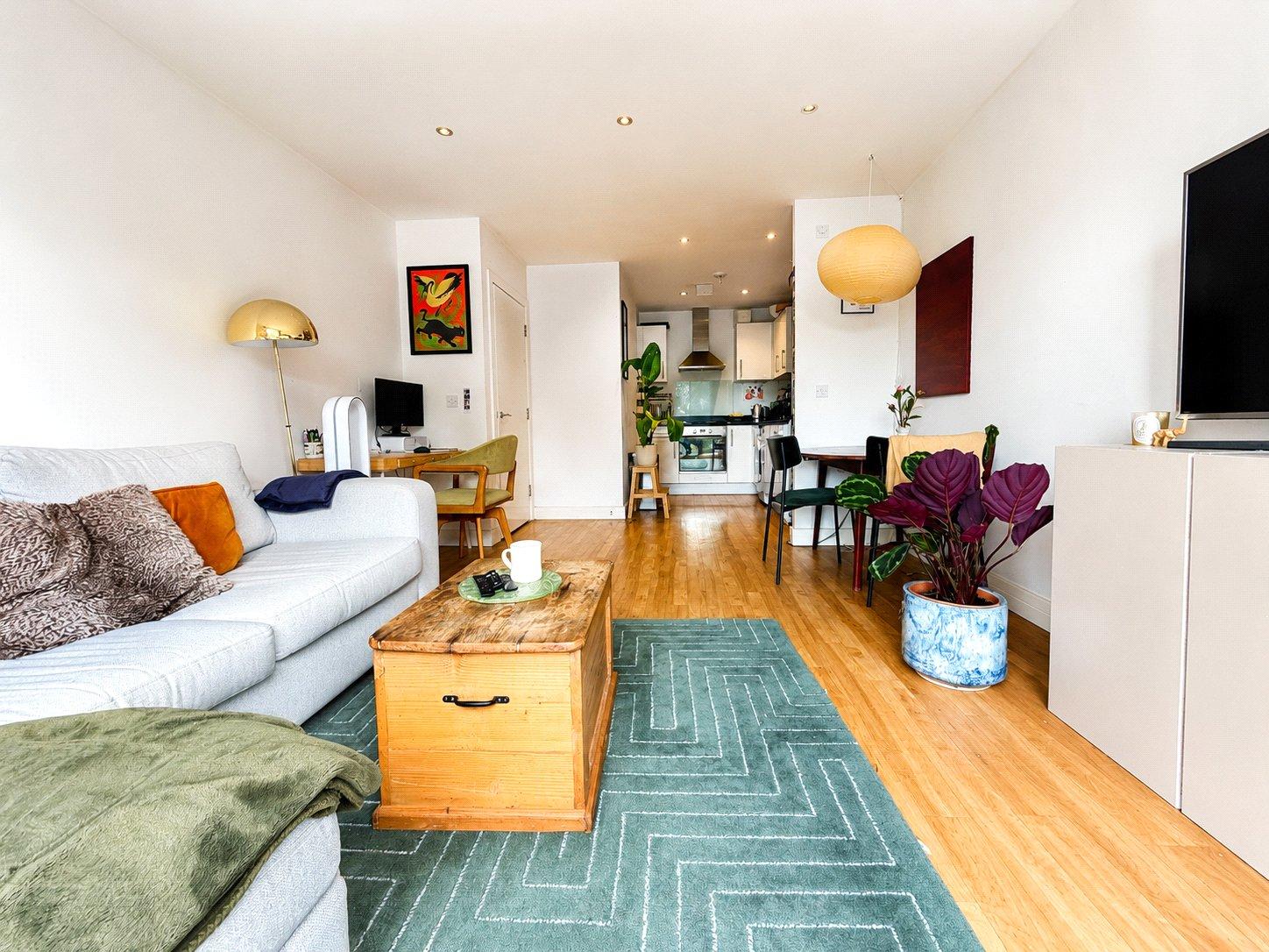1 bedroom property for sale in London | Robinson Jackson