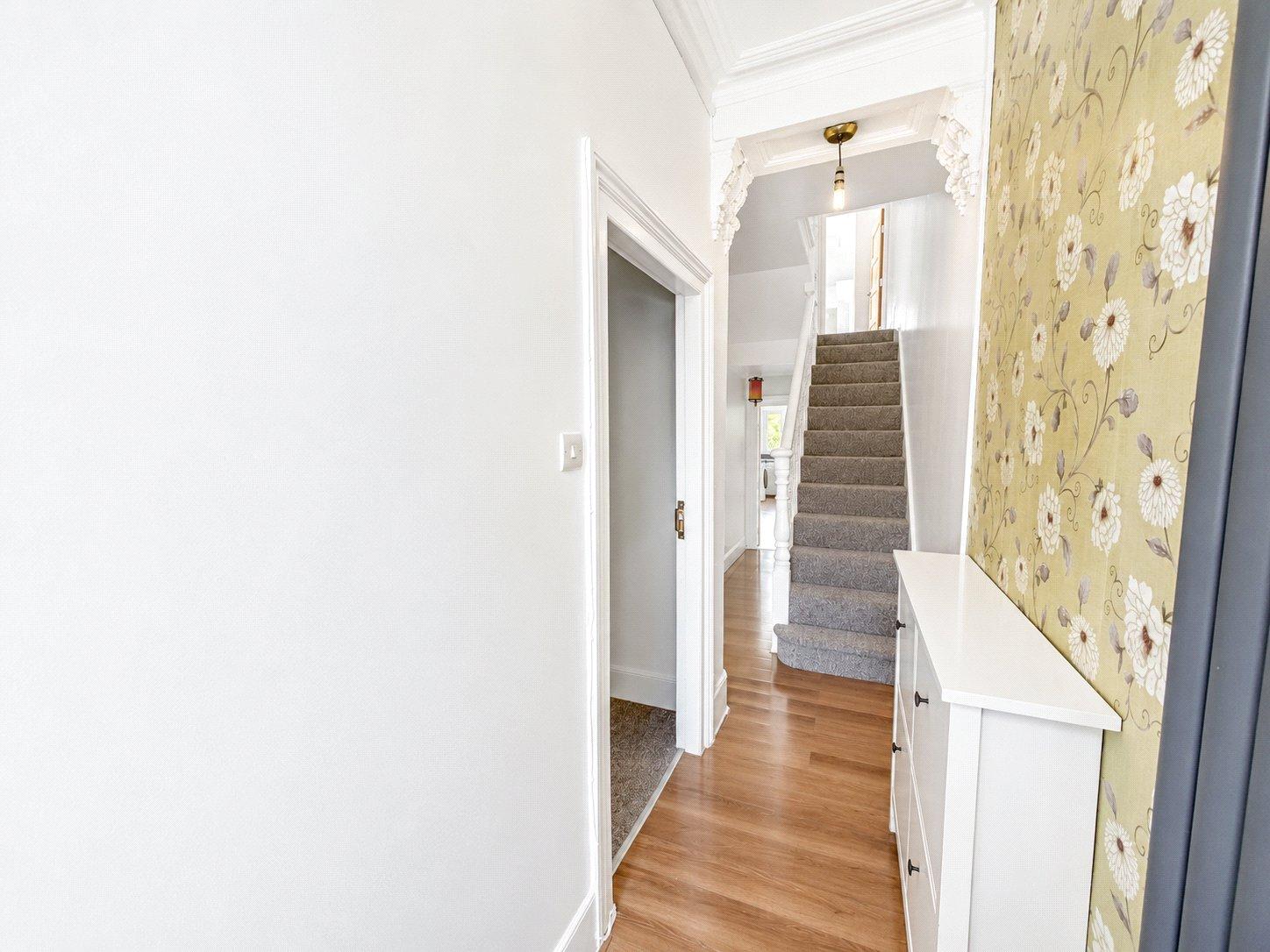 3 bedroom house for sale in London | Robinson Jackson