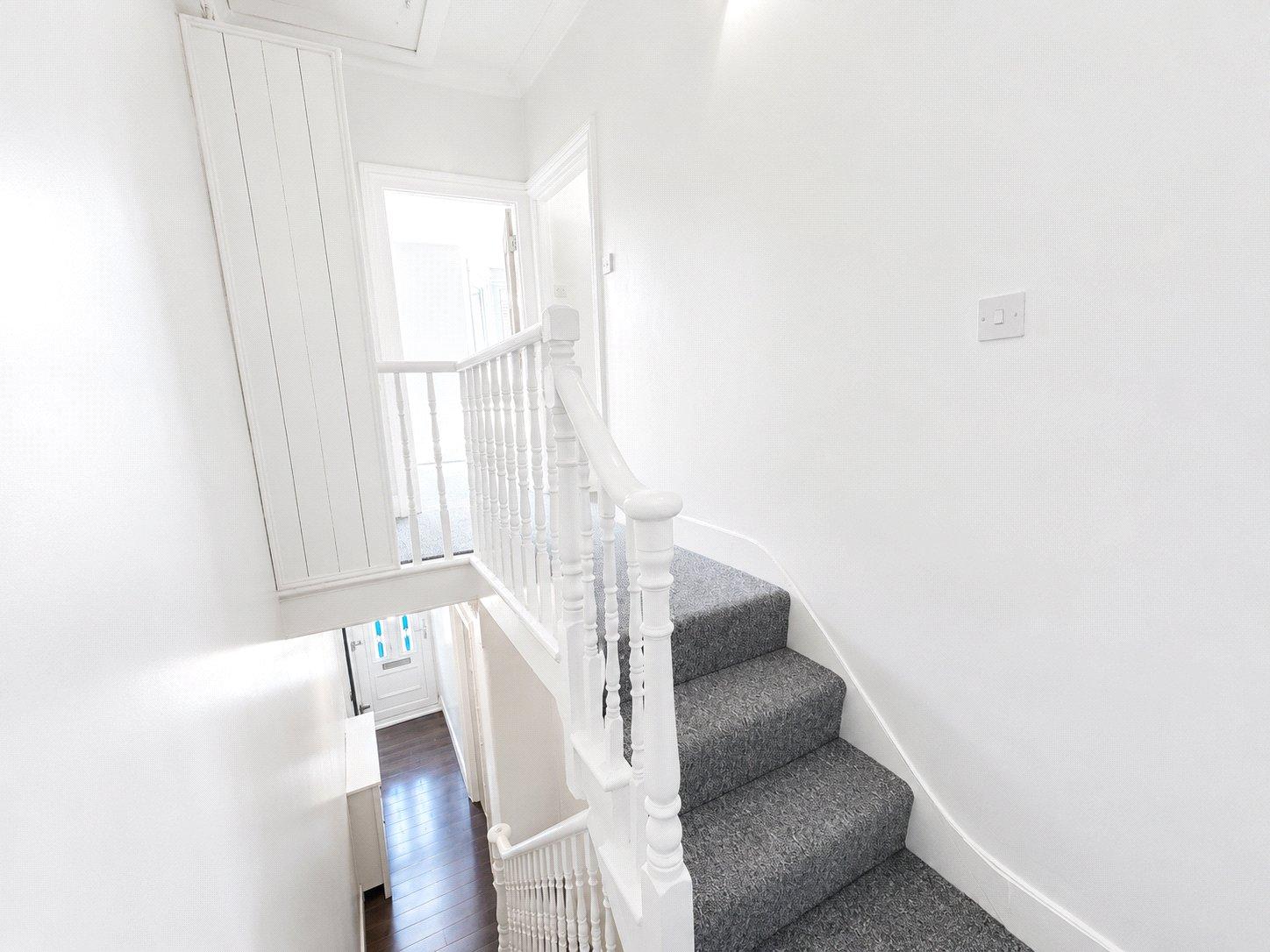 3 bedroom house for sale in London | Robinson Jackson
