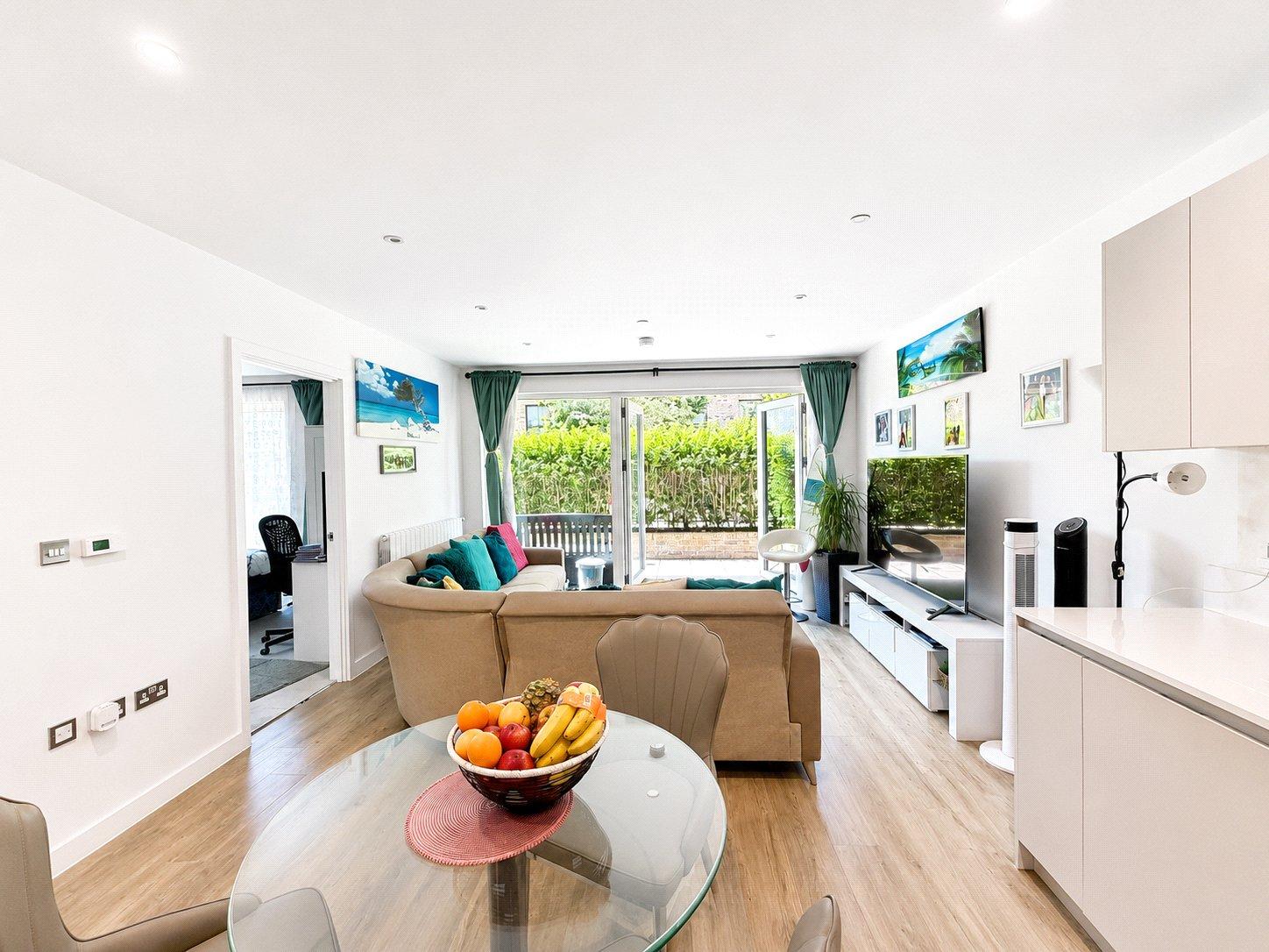 1 bedroom property for sale in London | Robinson Jackson