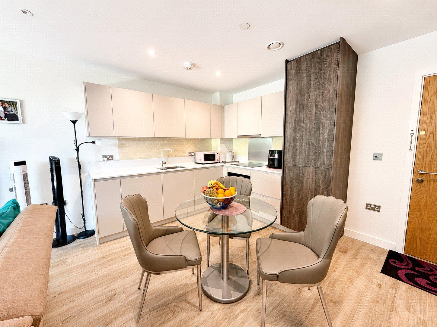 1 bedroom property for sale in London | Robinson Jackson