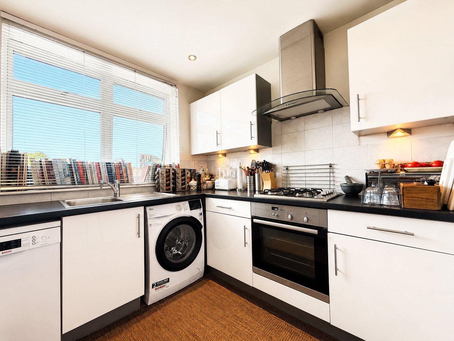 1 bedroom property for sale in London | Robinson Jackson