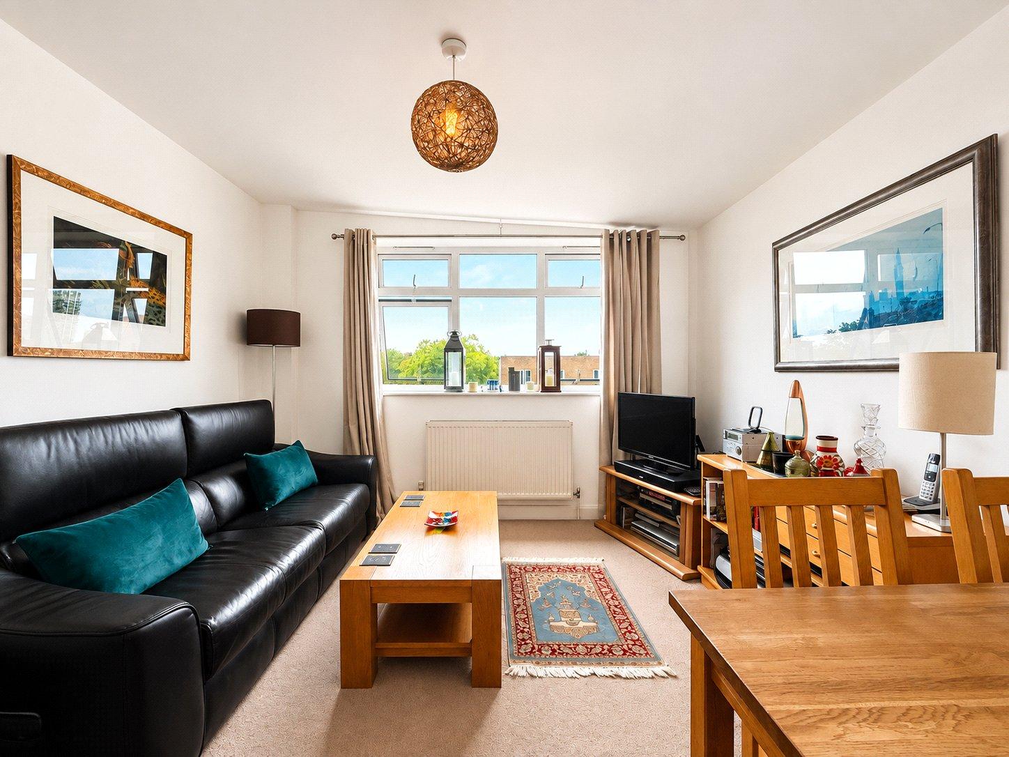 1 bedroom property for sale in London | Robinson Jackson