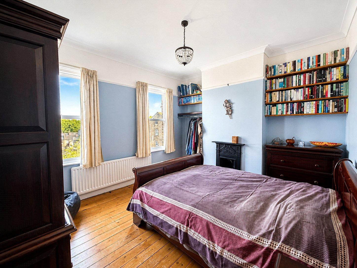 4 bedroom house for sale in London | Robinson Jackson