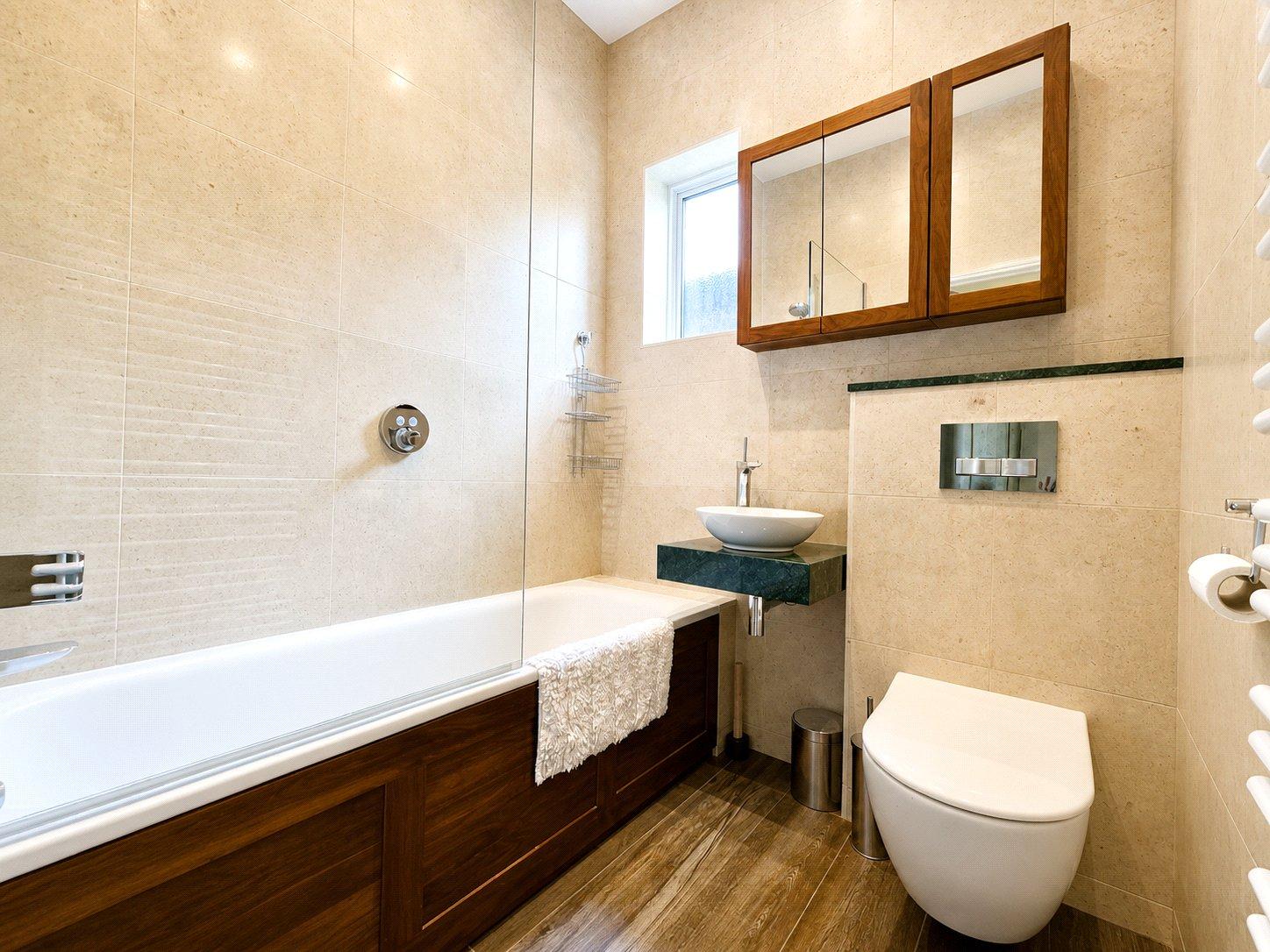 4 bedroom house for sale in London | Robinson Jackson