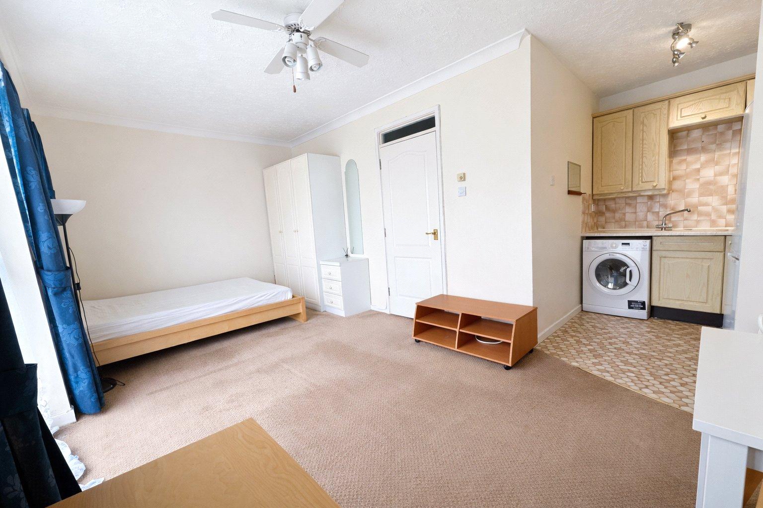 1 bedroom property for sale in London | Robinson Jackson