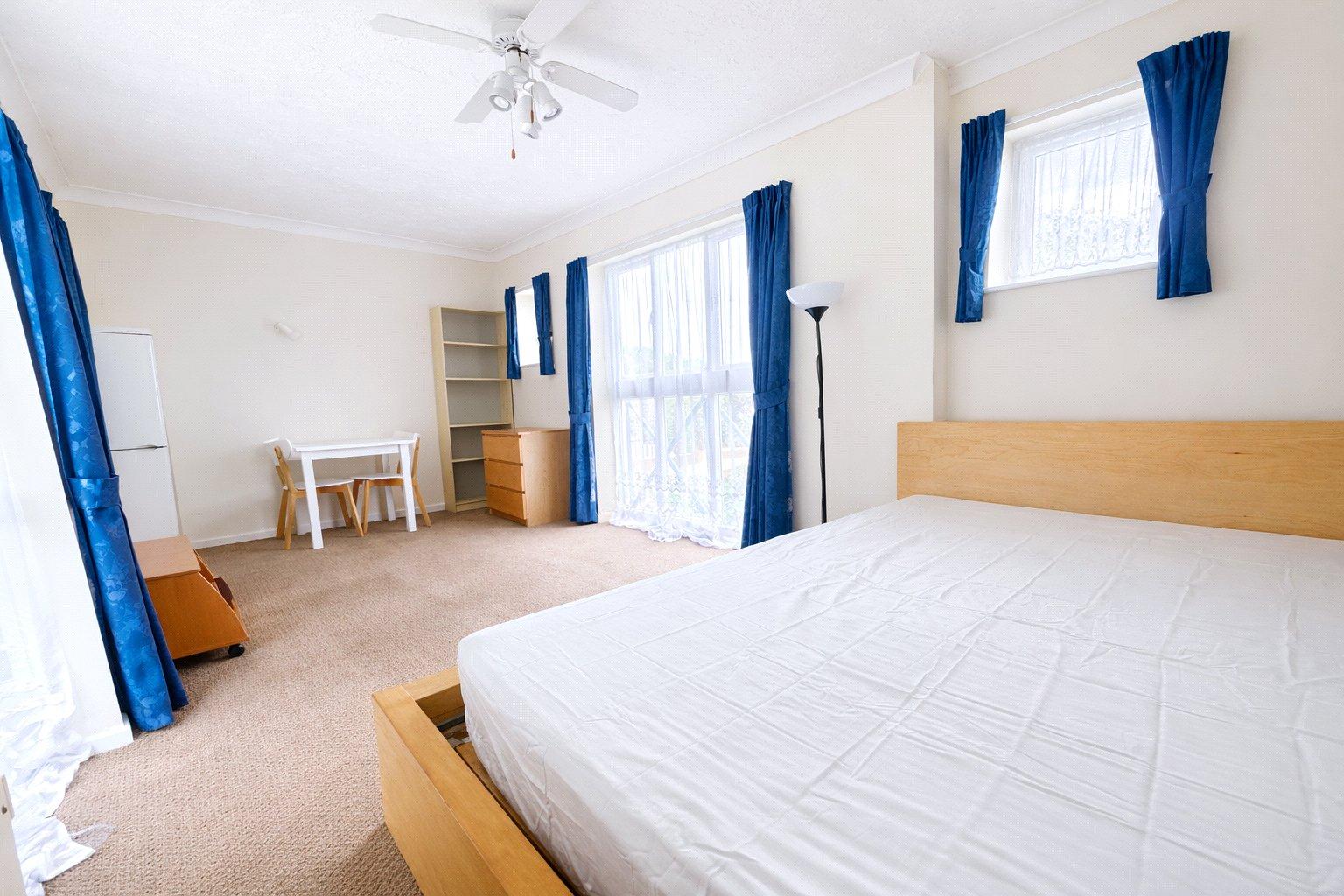 1 bedroom property for sale in London | Robinson Jackson