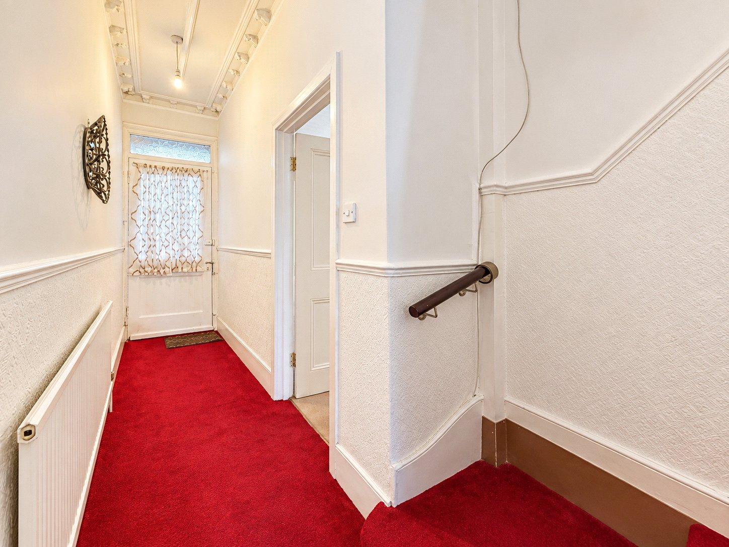 3 bedroom house for sale in London | Robinson Jackson