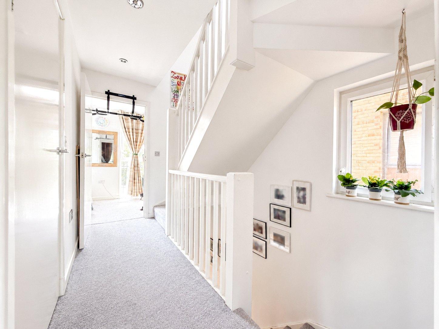3 bedroom house for sale in London | Robinson Jackson