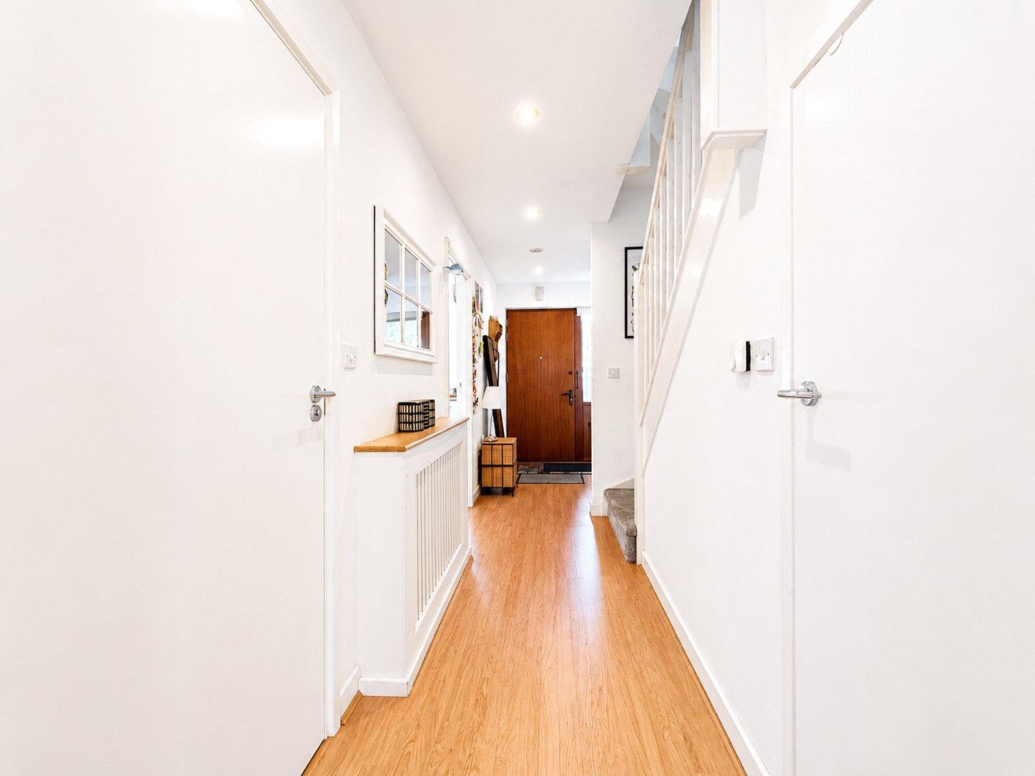 3 bedroom house for sale in London | Robinson Jackson