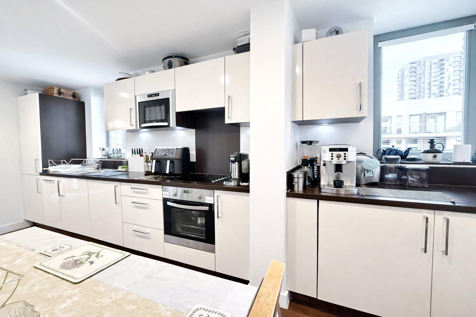 2 bedroom property for sale in London | Robinson Jackson