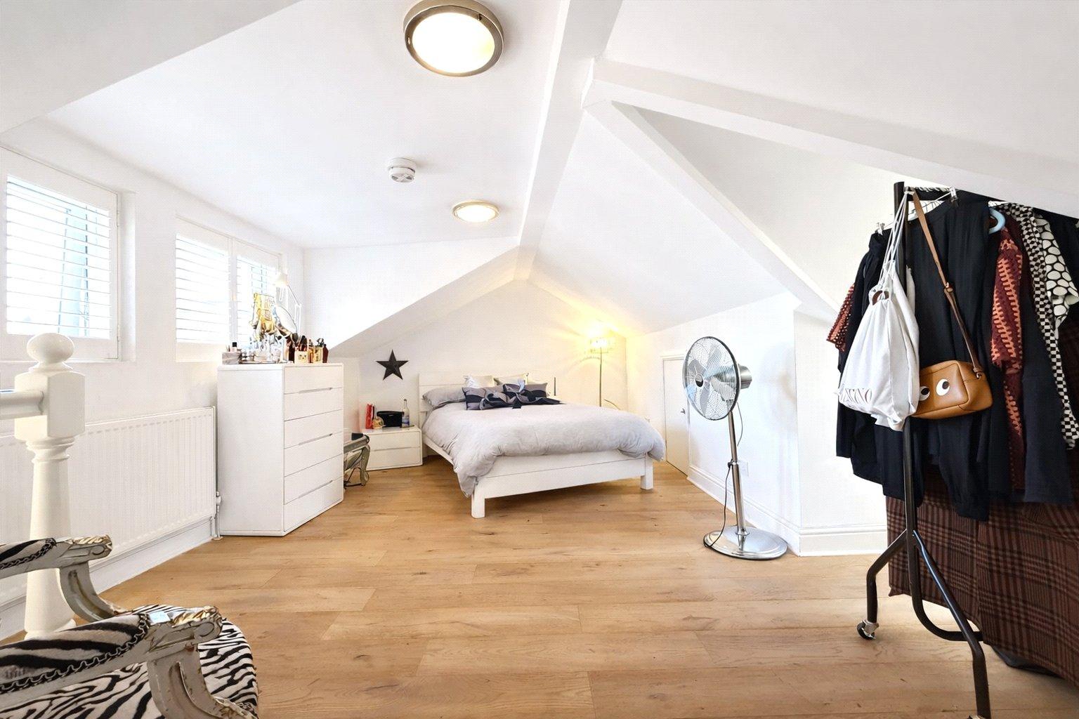 4 bedroom house for sale in London | Robinson Jackson