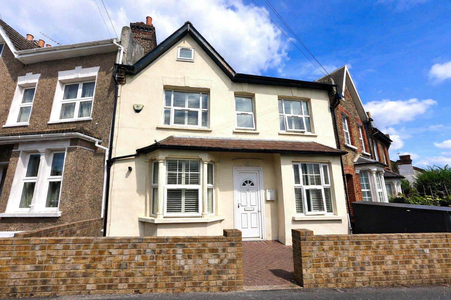 4 bedroom house for sale in London | Robinson Jackson