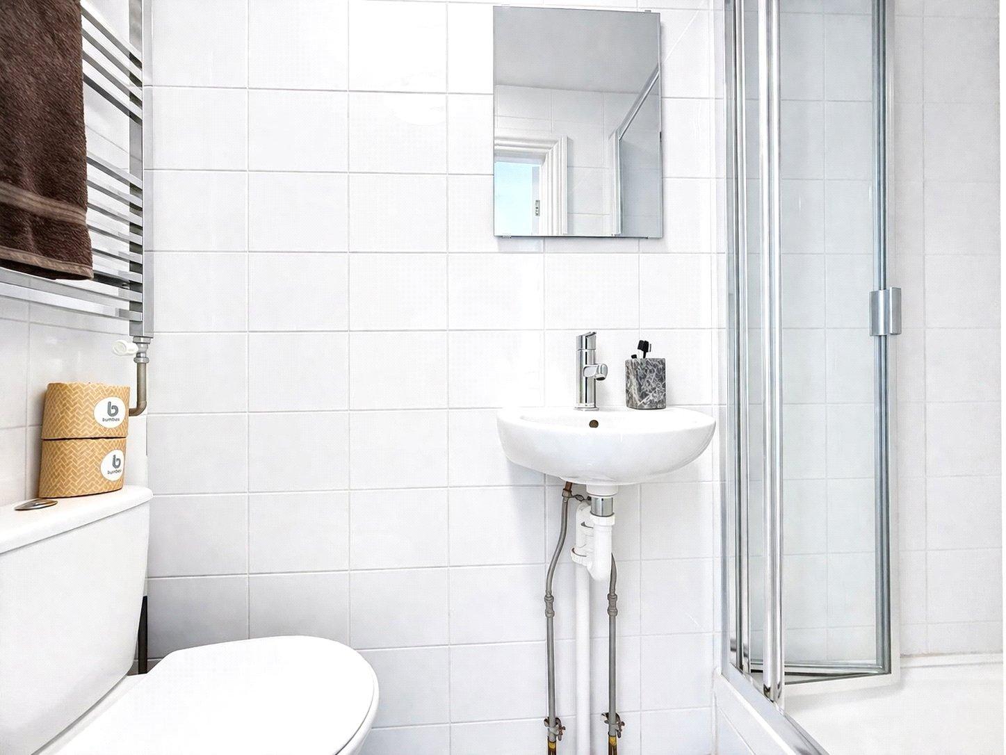 4 bedroom house for sale in London | Robinson Jackson