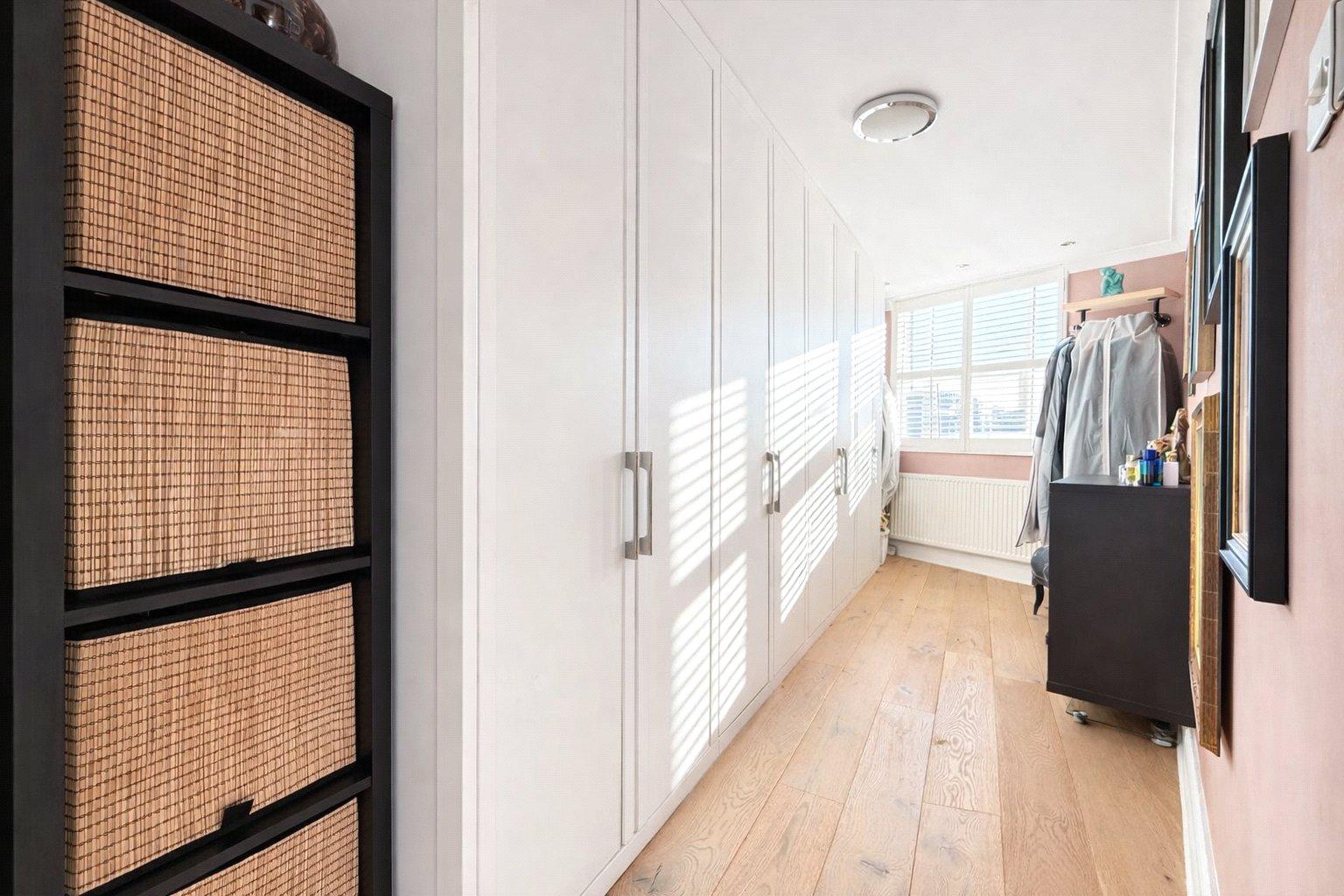 4 bedroom house for sale in London | Robinson Jackson