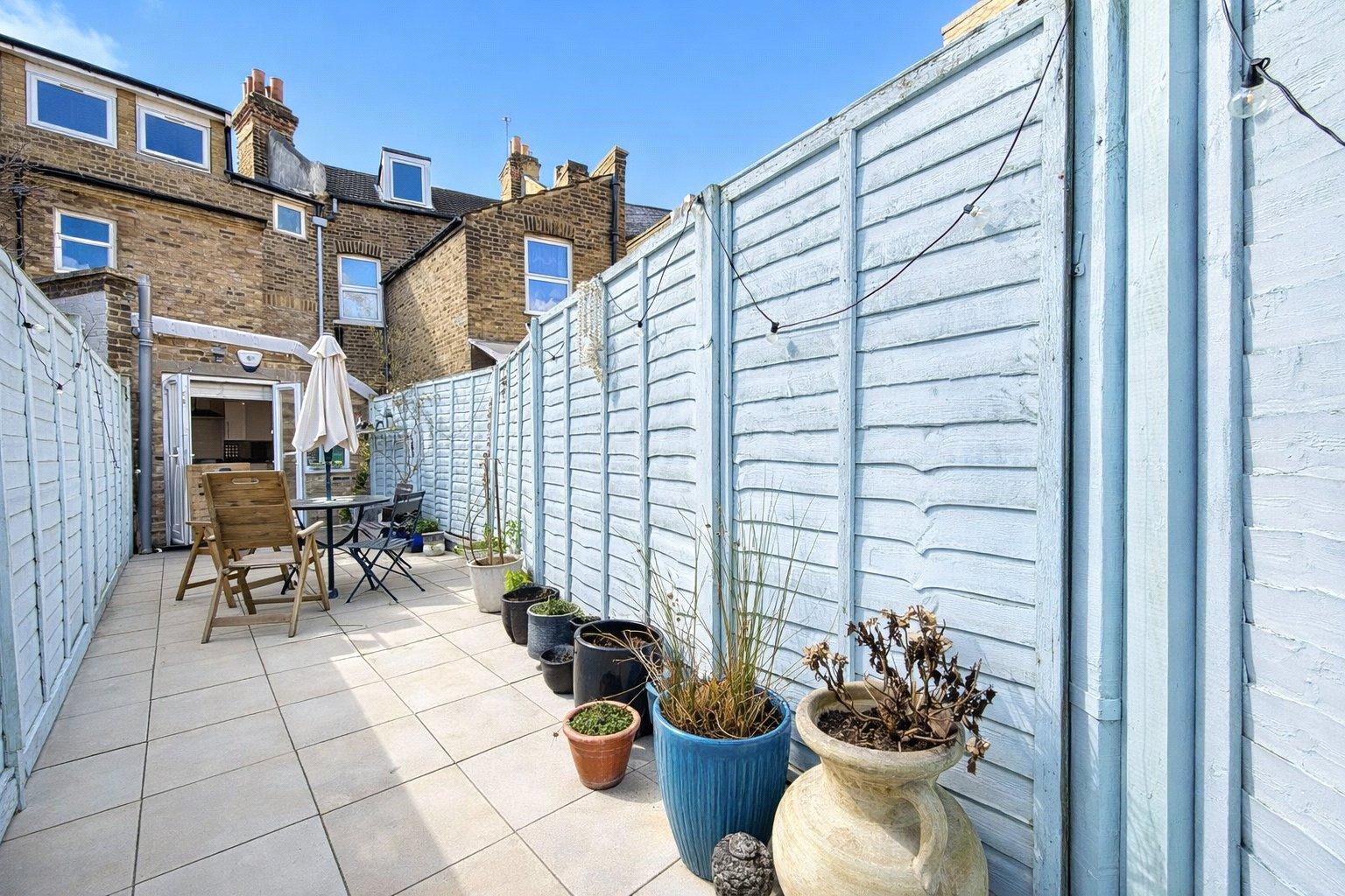 4 bedroom house for sale in London | Robinson Jackson
