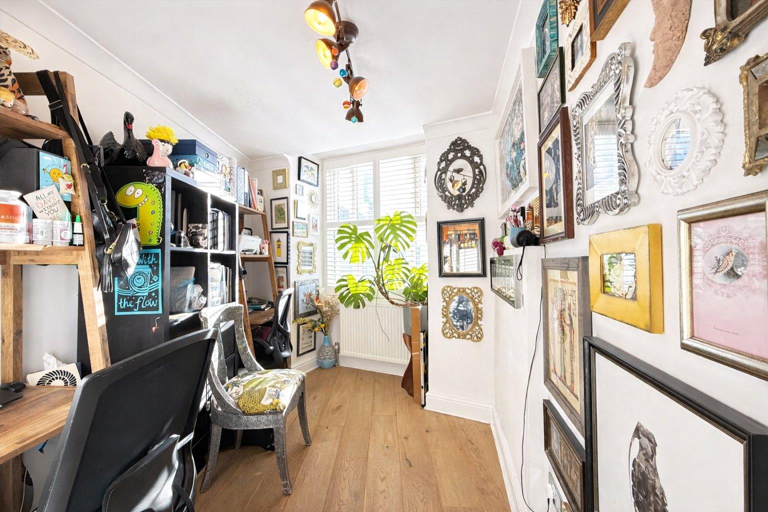 4 bedroom house for sale in London | Robinson Jackson