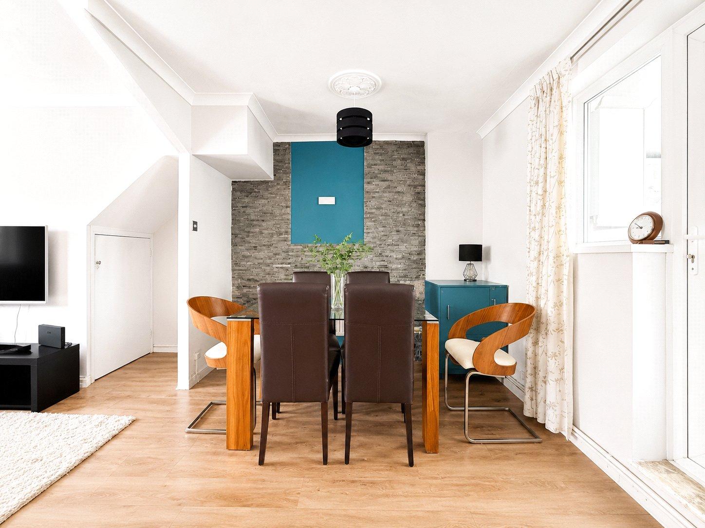 3 bedroom house for sale in London | Robinson Jackson