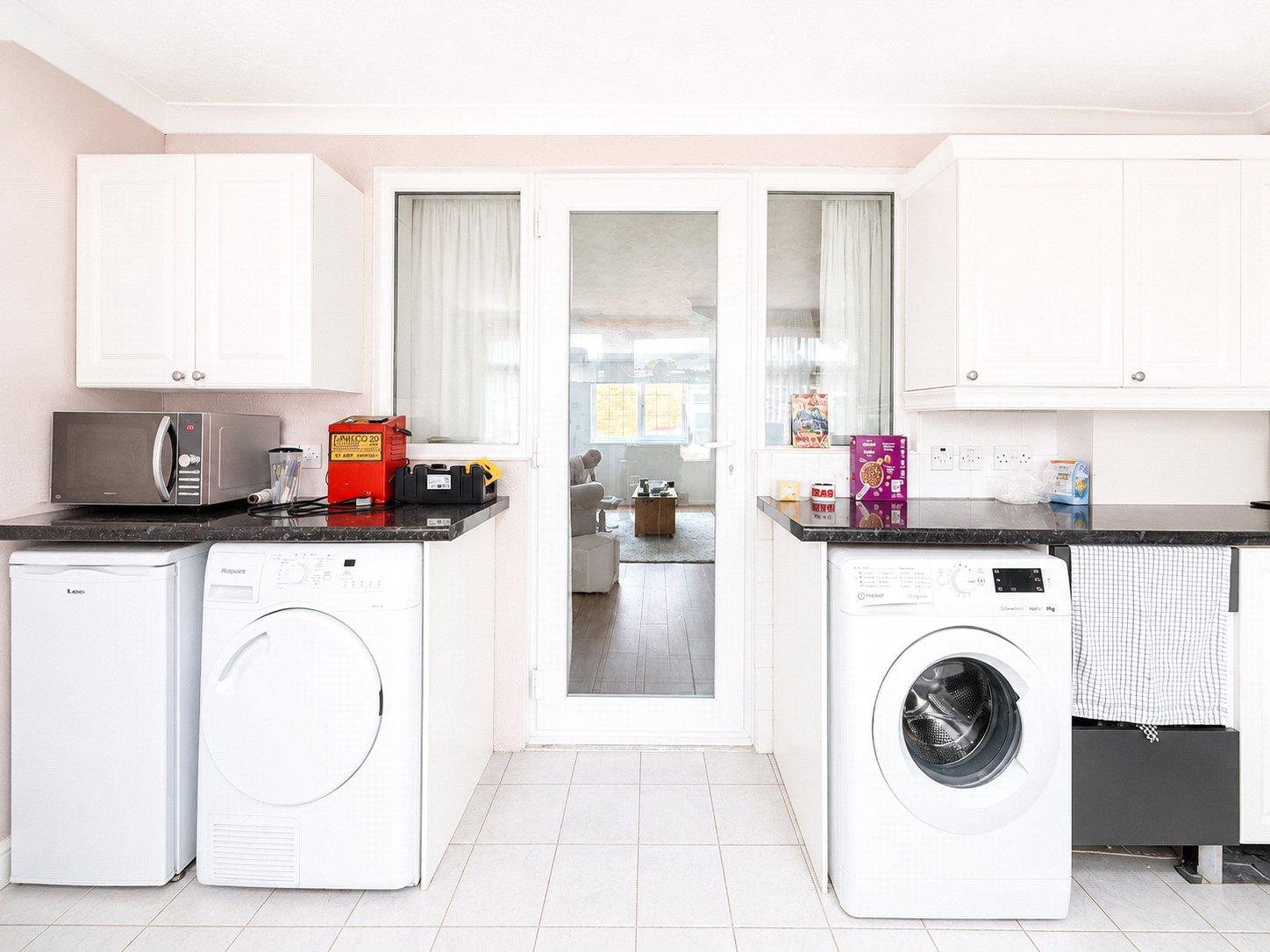 3 bedroom house for sale in London | Robinson Jackson