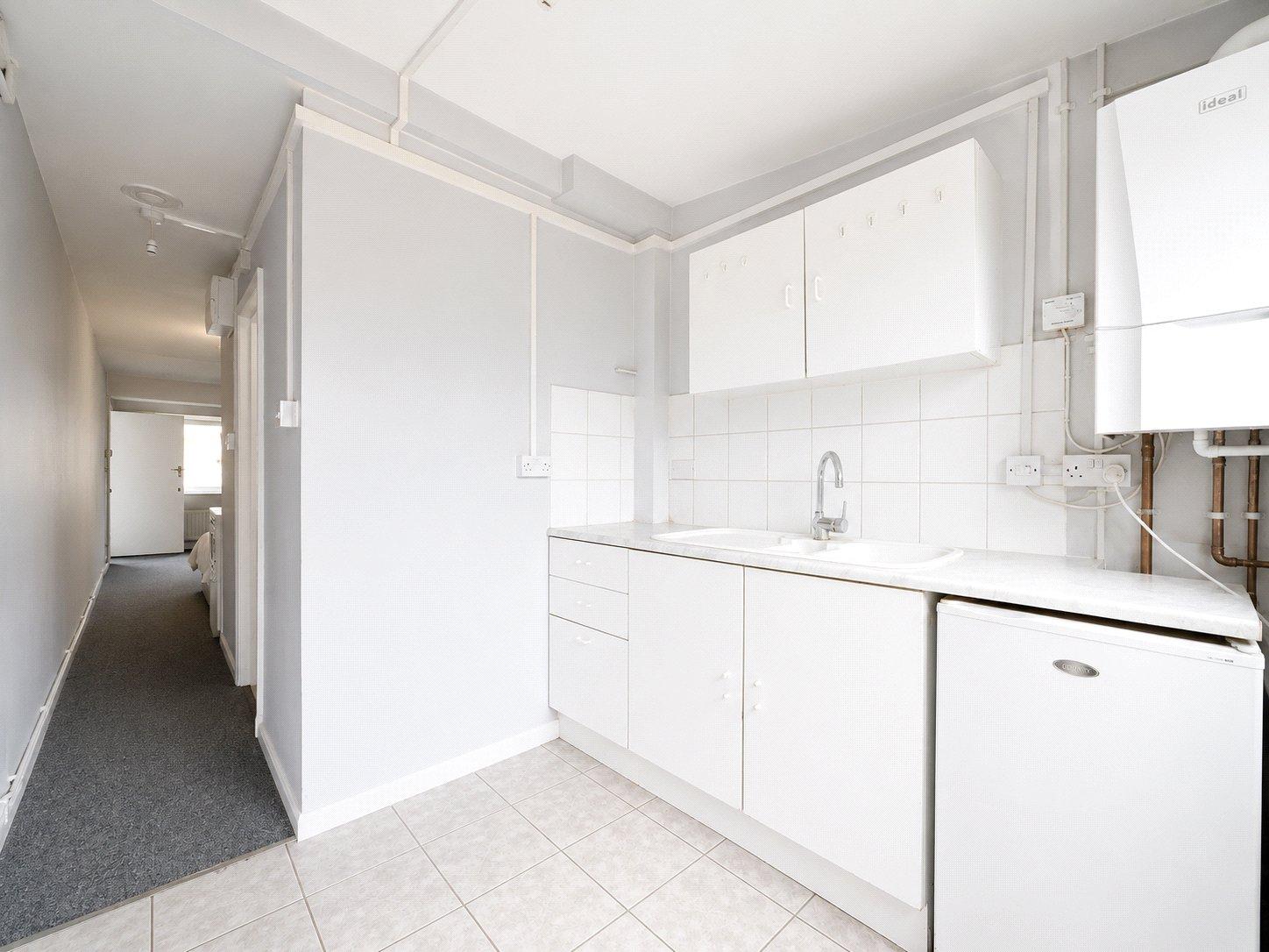 3 bedroom house for sale in London | Robinson Jackson