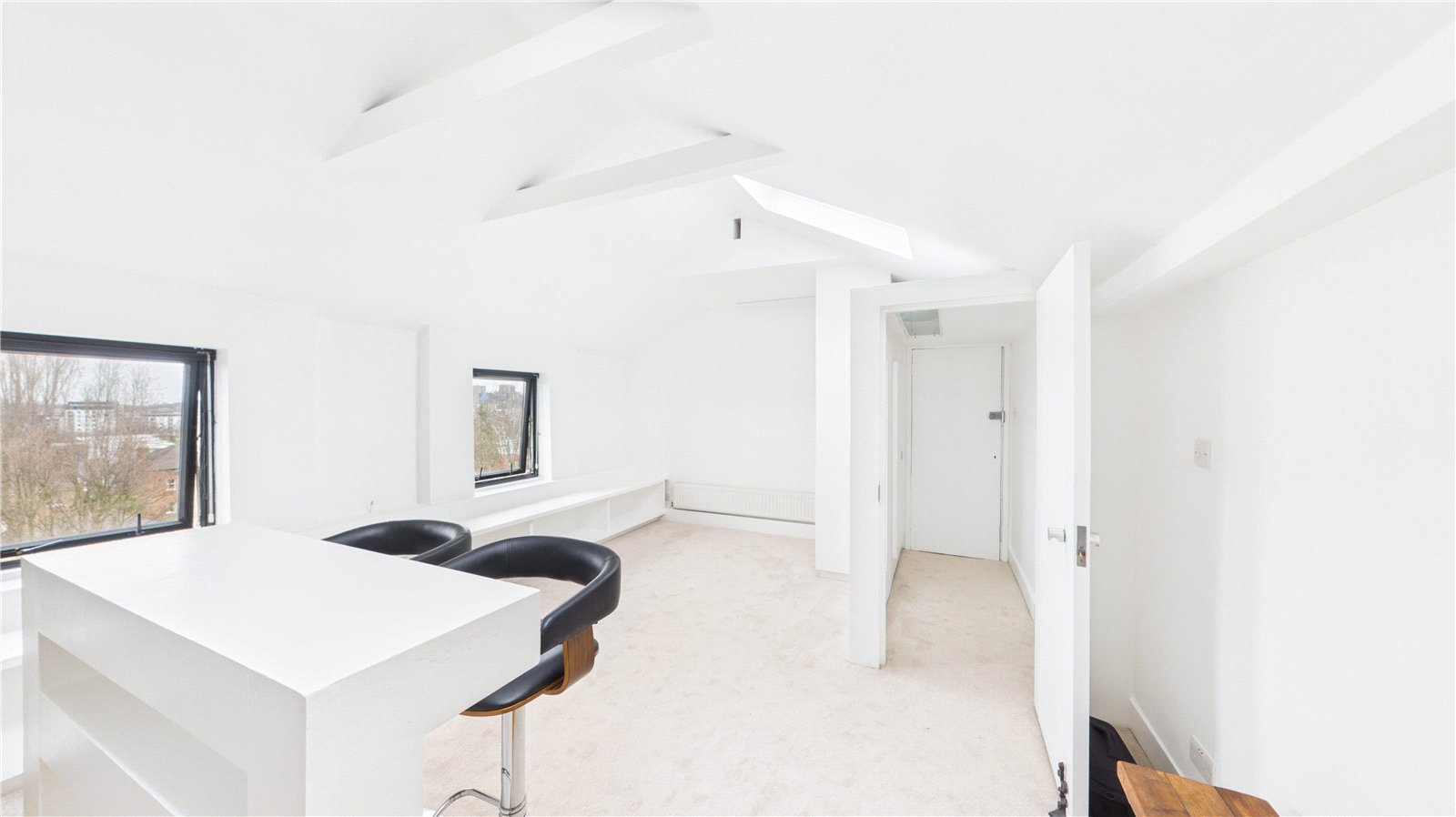 2 bedroom property for sale in London | Robinson Jackson