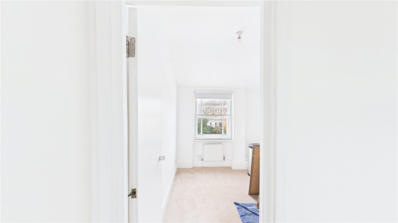 2 bedroom property for sale in London | Robinson Jackson