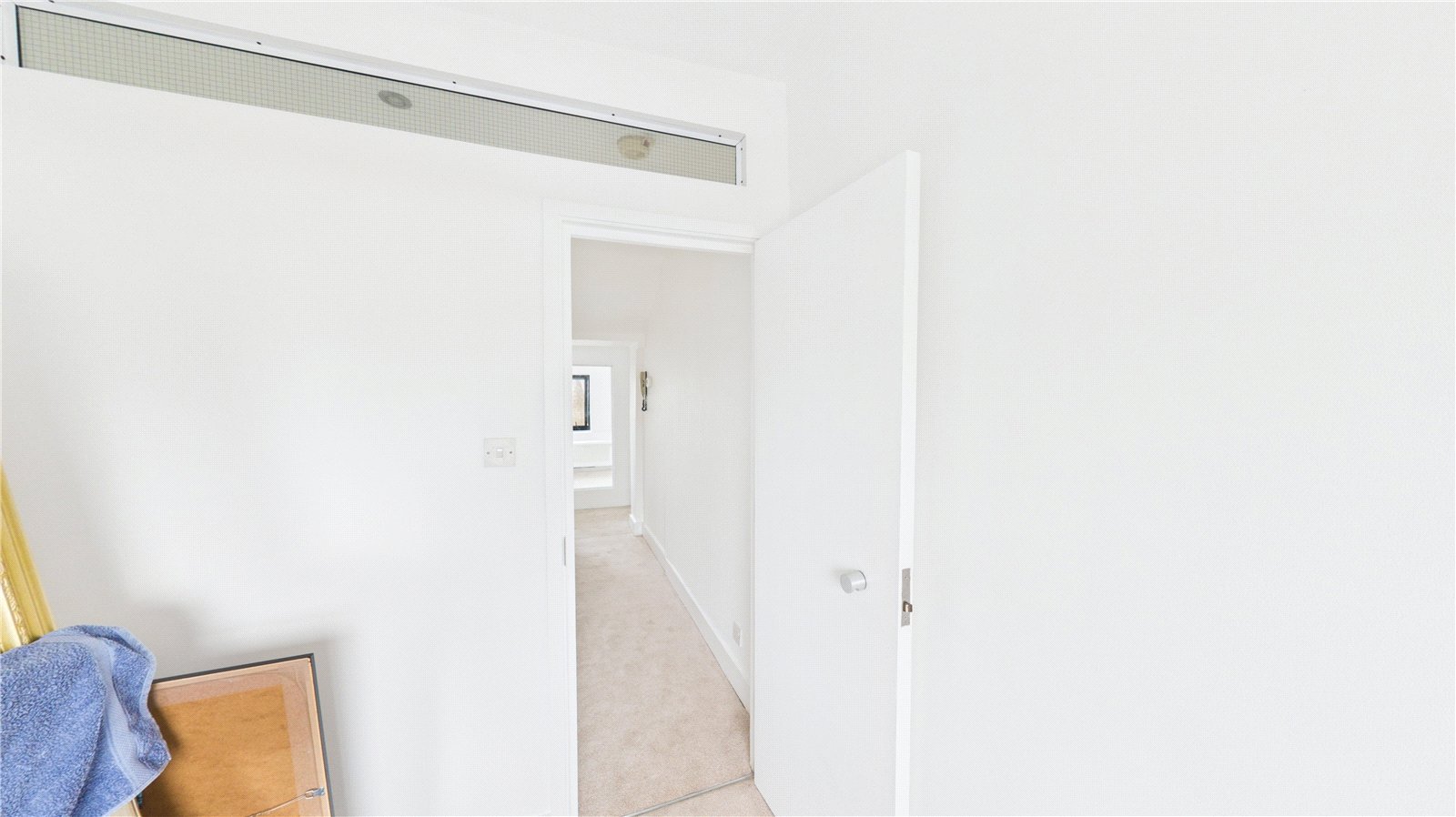 2 bedroom property for sale in London | Robinson Jackson