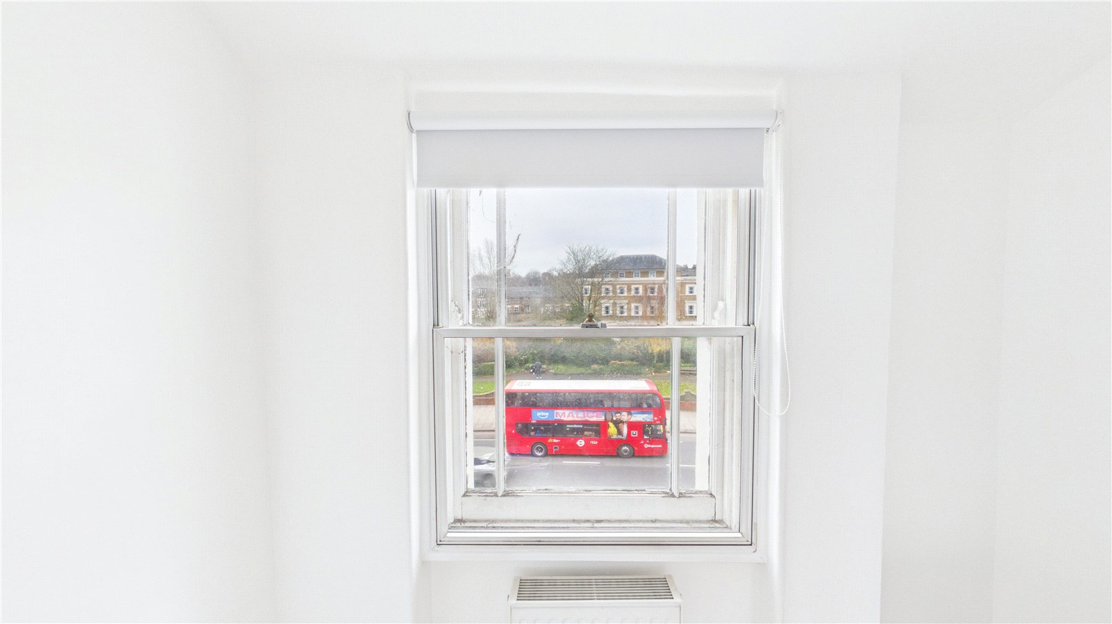 2 bedroom property for sale in London | Robinson Jackson