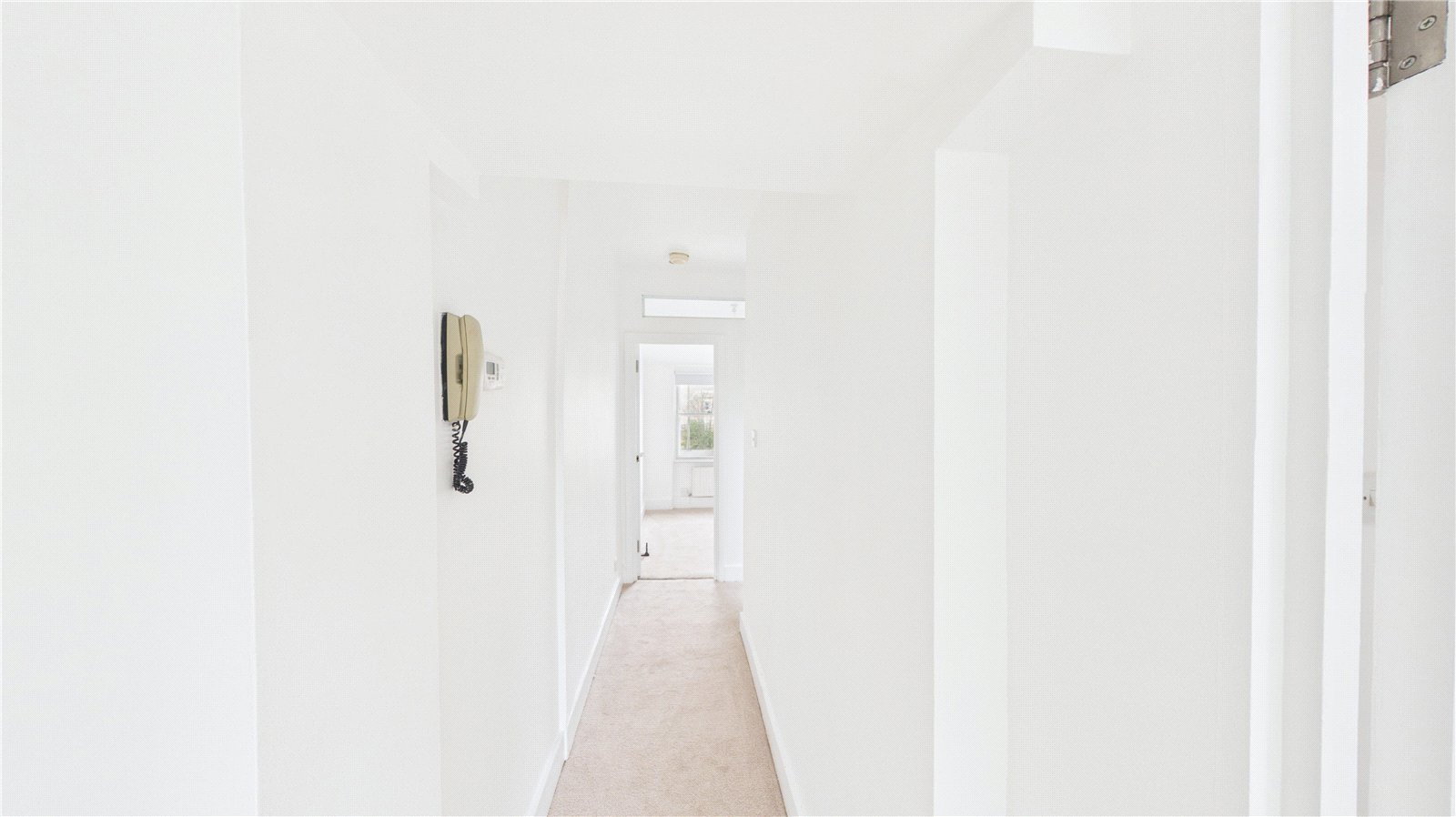 2 bedroom property for sale in London | Robinson Jackson