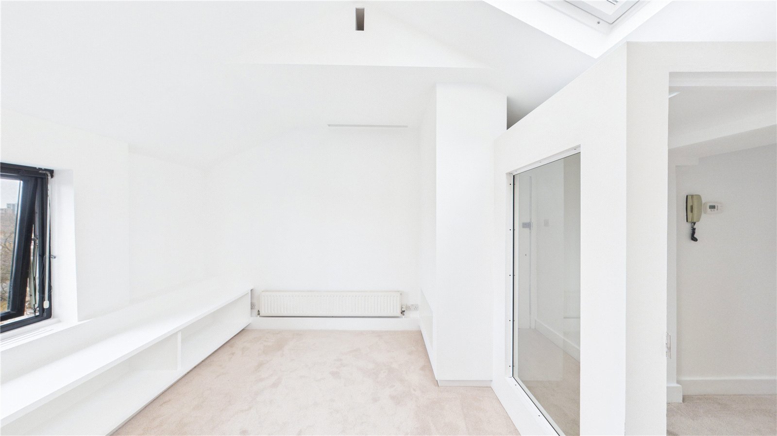 2 bedroom property for sale in London | Robinson Jackson