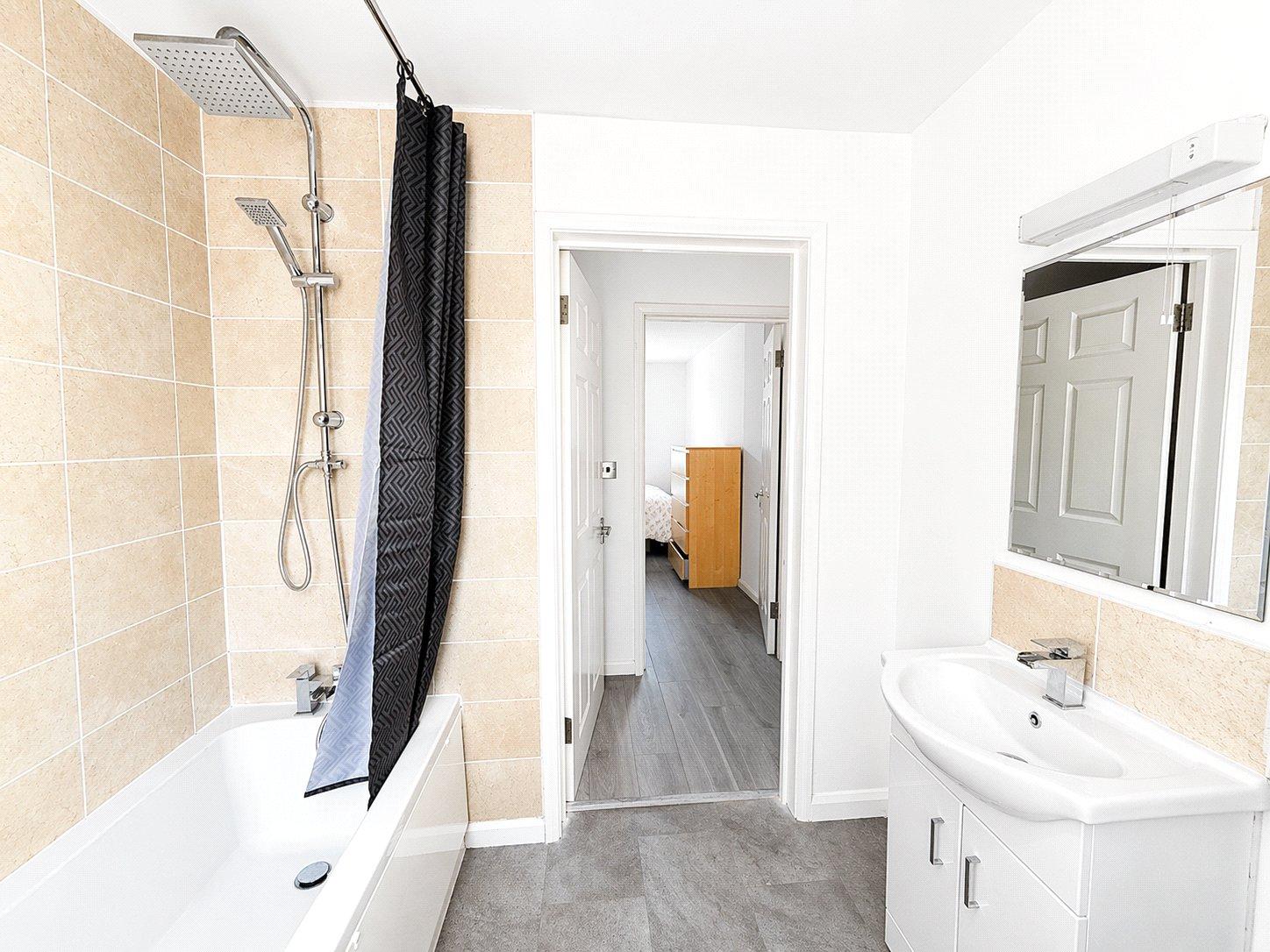 1 bedroom property for sale in London | Robinson Jackson