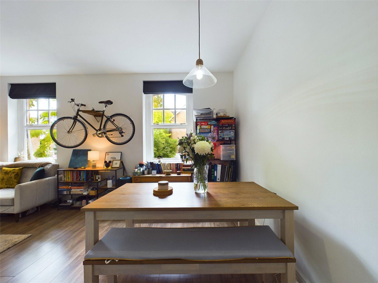 1 bedroom property for sale in London | Robinson Jackson