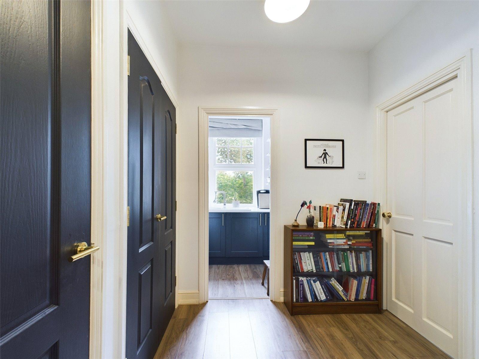 1 bedroom property for sale in London | Robinson Jackson